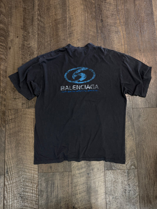 BALENCIAGA SURFER LOGO DISTRESSED TEE (S)