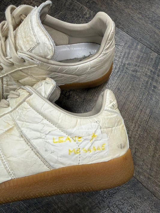 MAISON MARGIELA GAT SNEAKER ‘LEAVE A MESSAGE’ (40)
