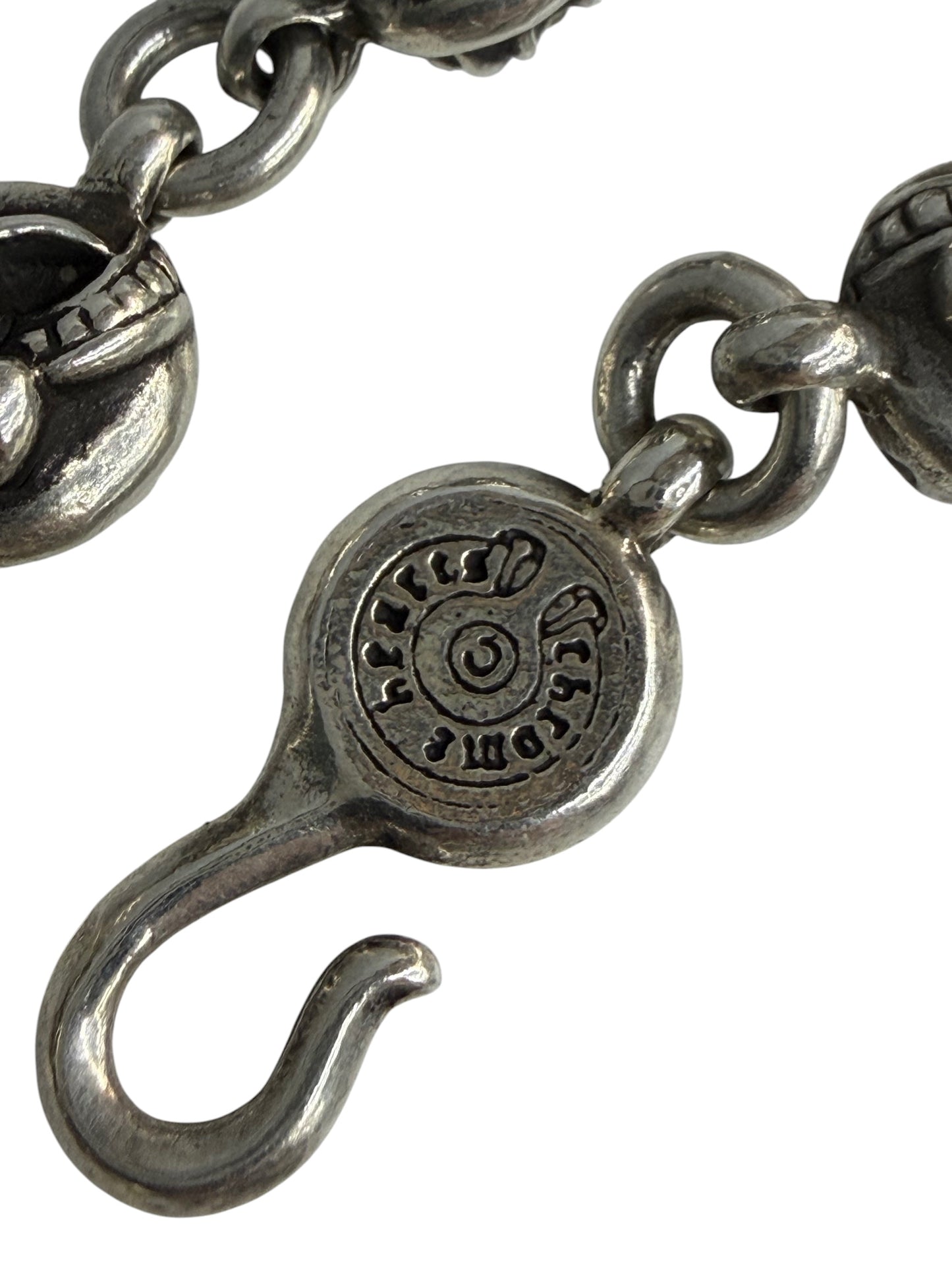 Performa Chrome Hearts sterling silver link bracelet featuring an oxidized hook-and-eye clasp with branded detail.