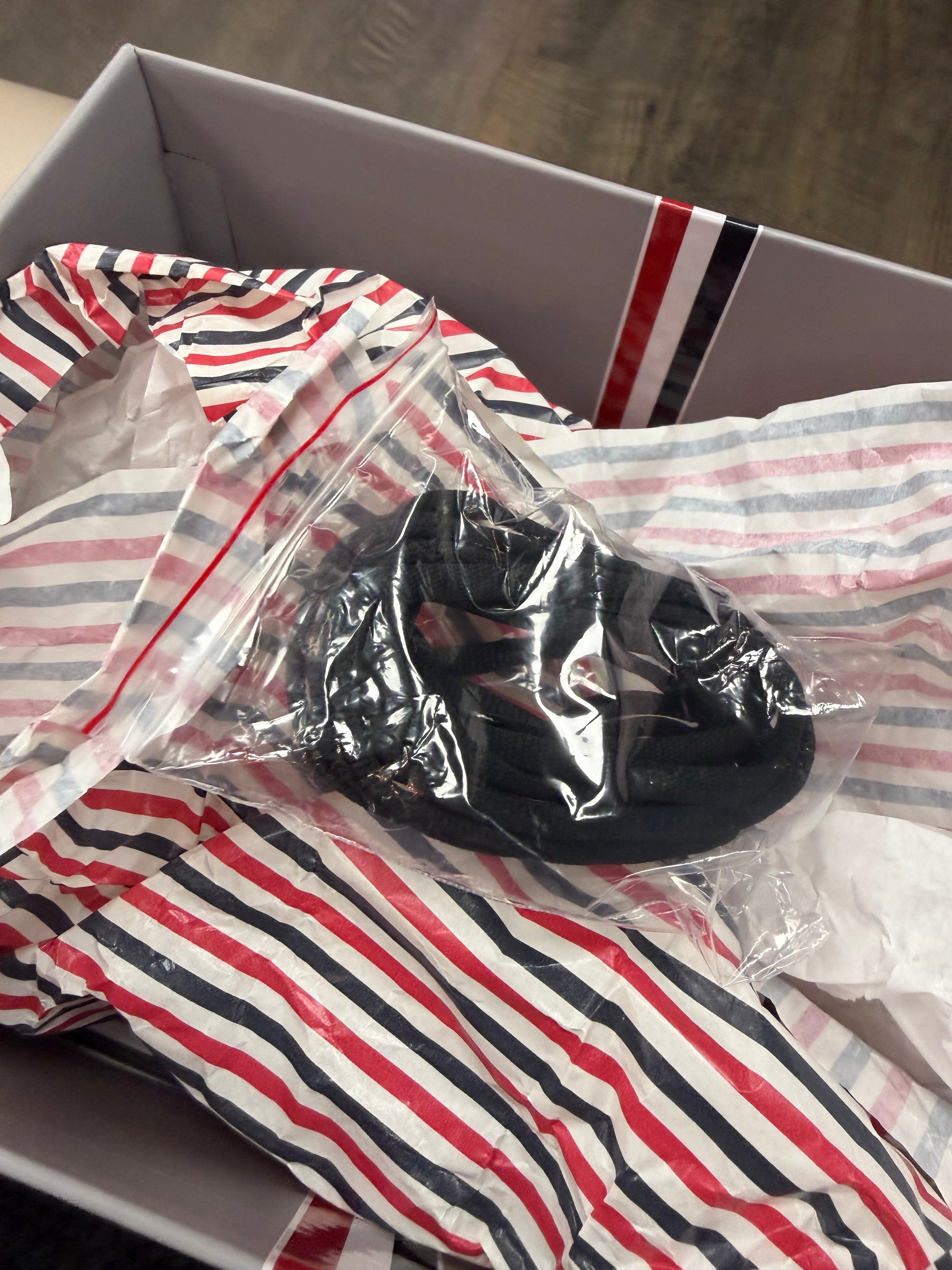 THOM BROWNE X ASICS GEL KAYANO 14 SNEAKER (8)