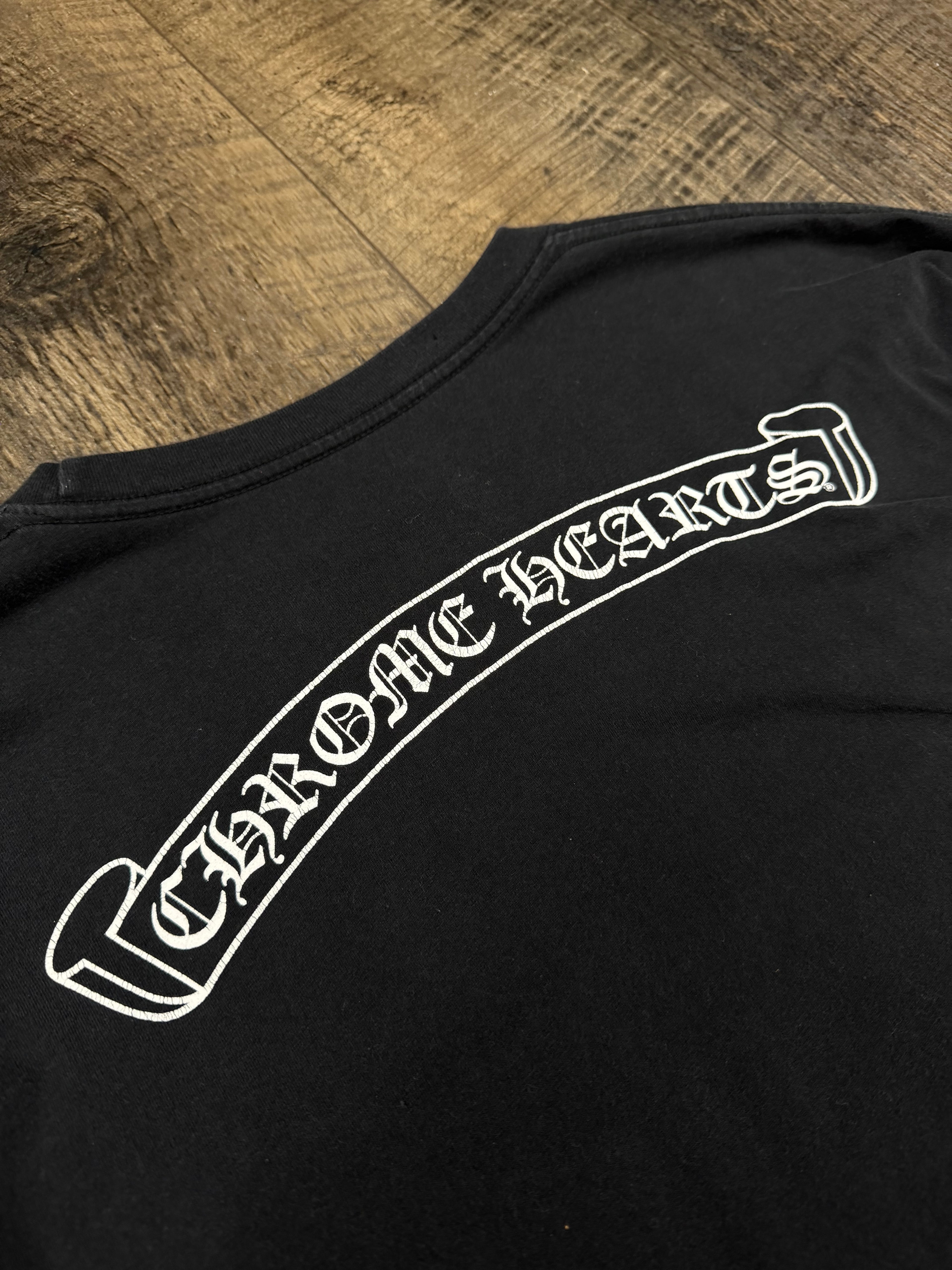 CHROME HEARTS SCROLL LOGO LONG SLEEVE TEE (XXL)