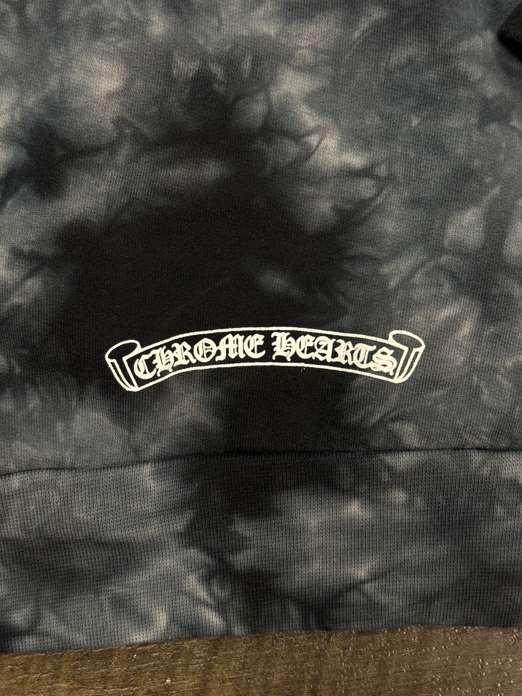 CHROME HEARTS TIE DYE SCROLL HORSESHOE HOODIE (L)