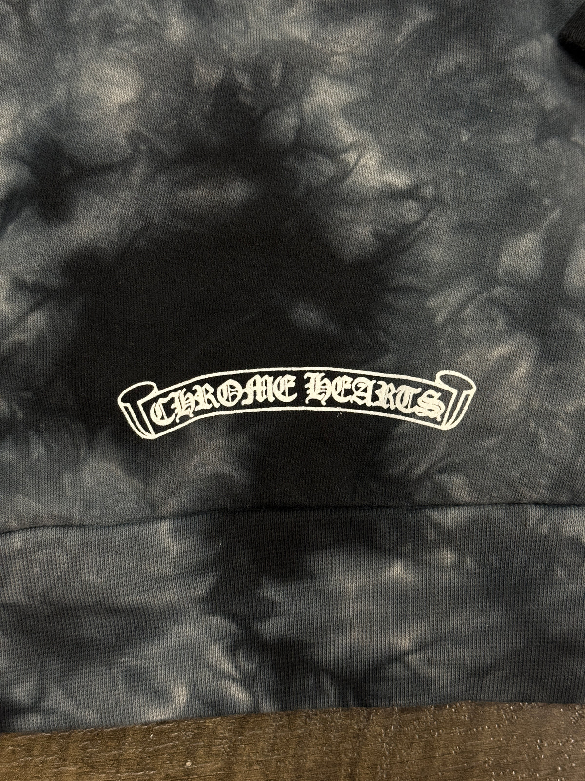 CHROME HEARTS TIE DYE SCROLL HORSESHOE HOODIE (L)