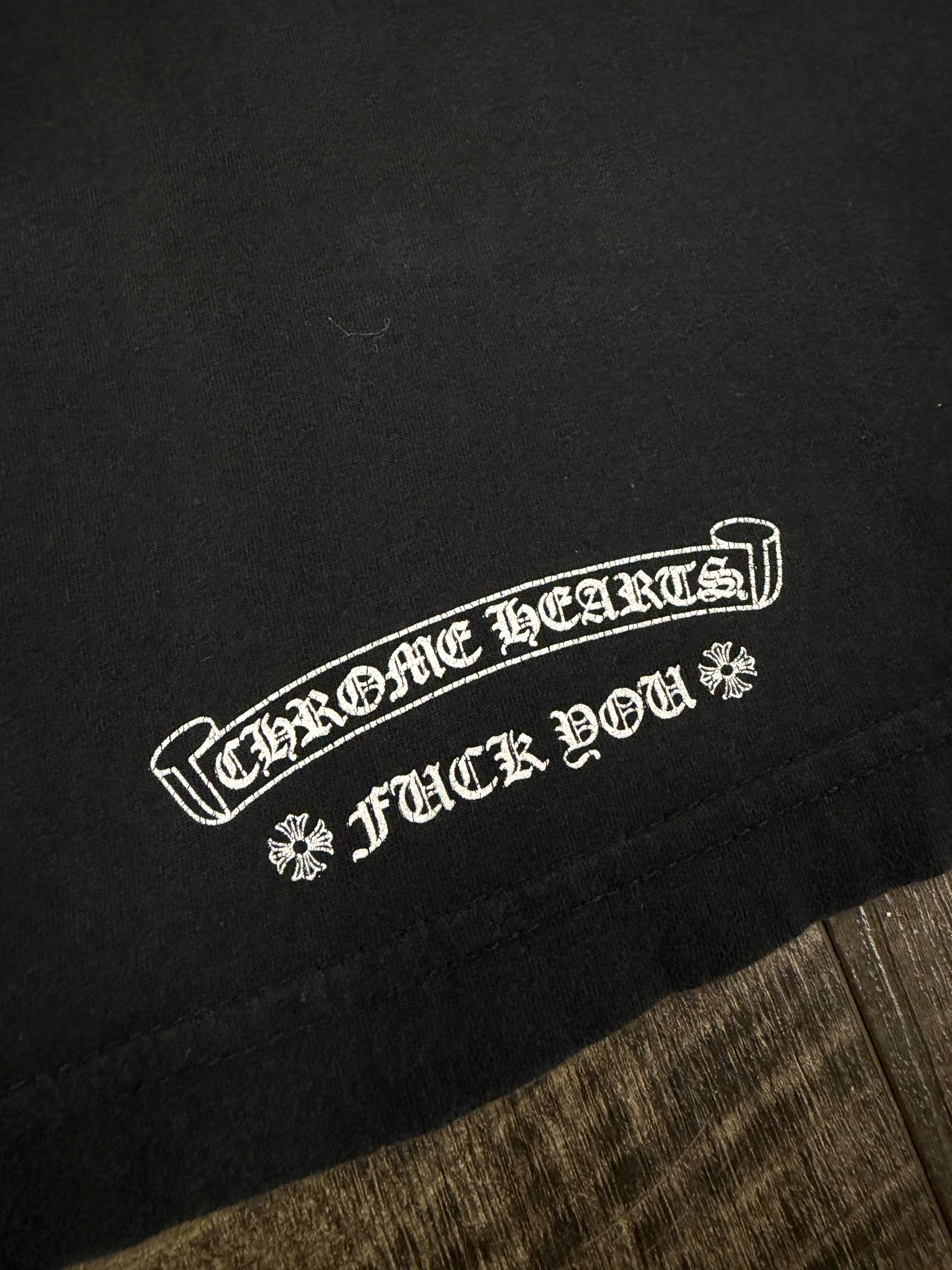 CHROME HEARTS SCROLL LOGO LONG SLEEVE TEE (XXL)