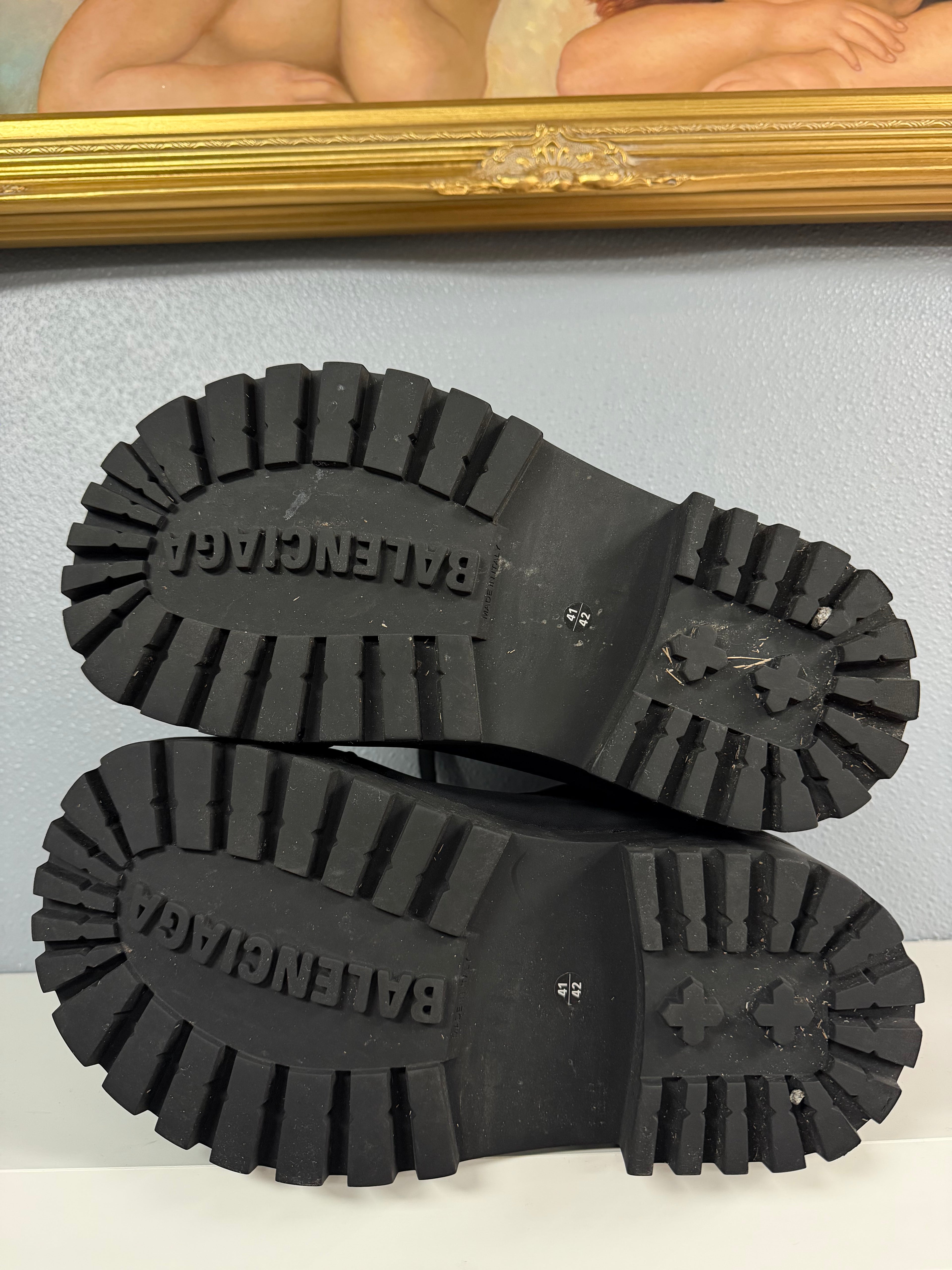 BALENCIAGA ALASKA SKI BOOT (41/42)