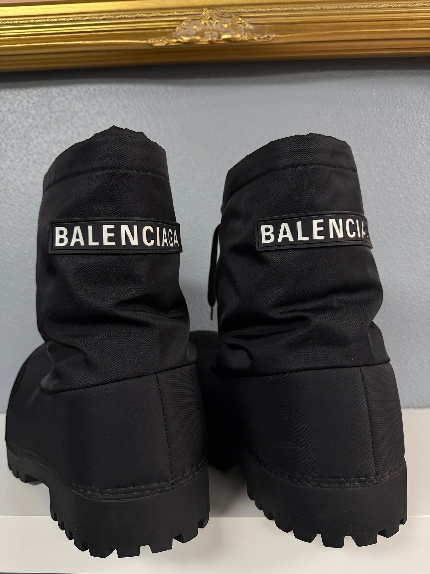 BALENCIAGA ALASKA SKI BOOT (41/42)