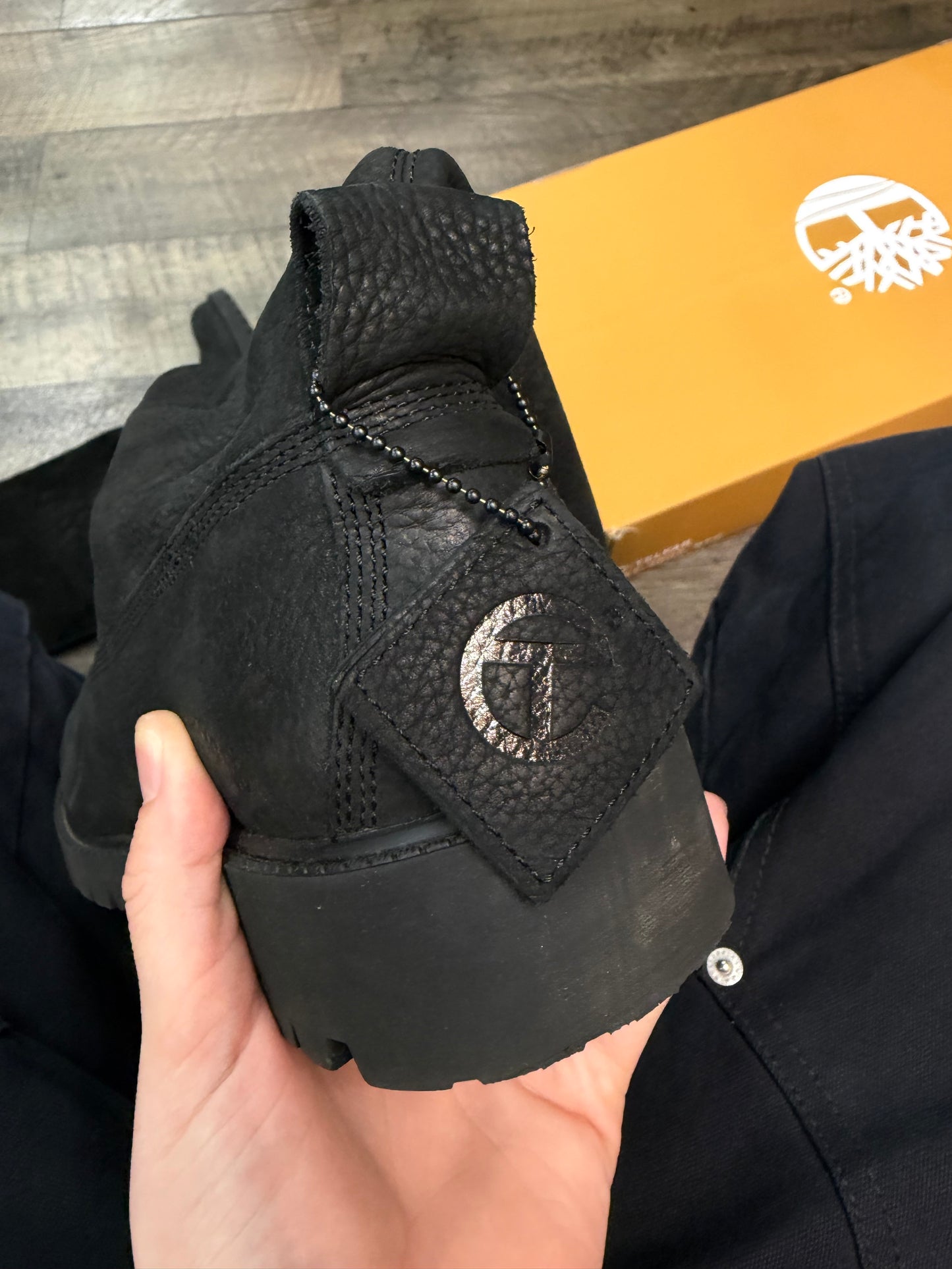 TELFAR X TIMBERLAND BLACK PULL UP BOOT (9)