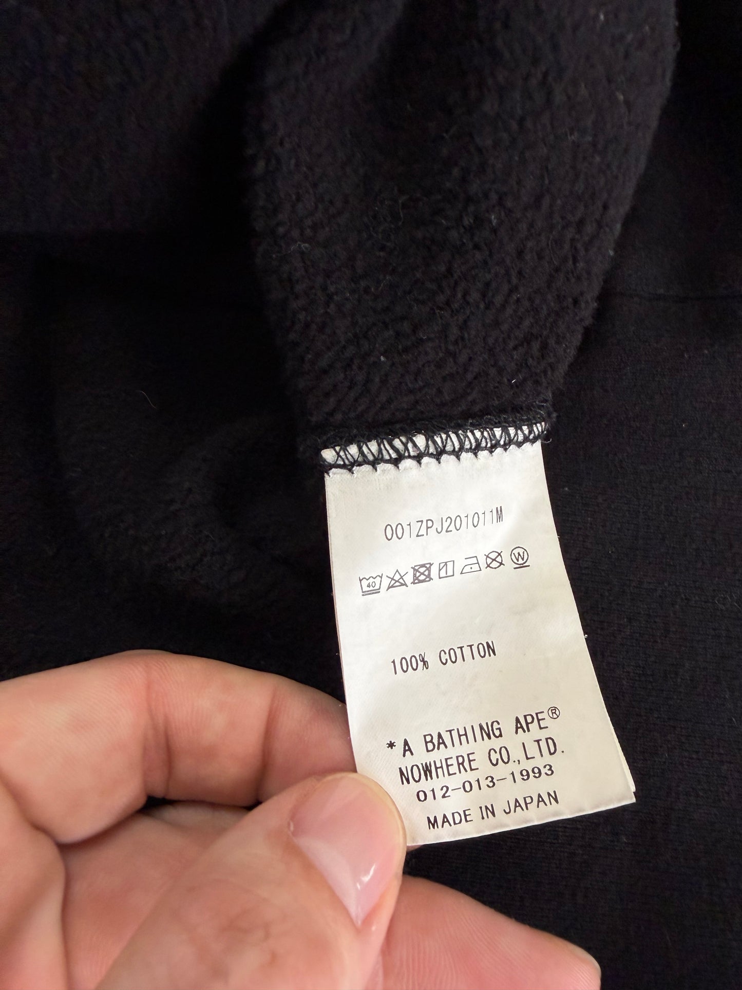 BAPE MULTI CAMO NYC LOGO SHARK HOODIE (XL)