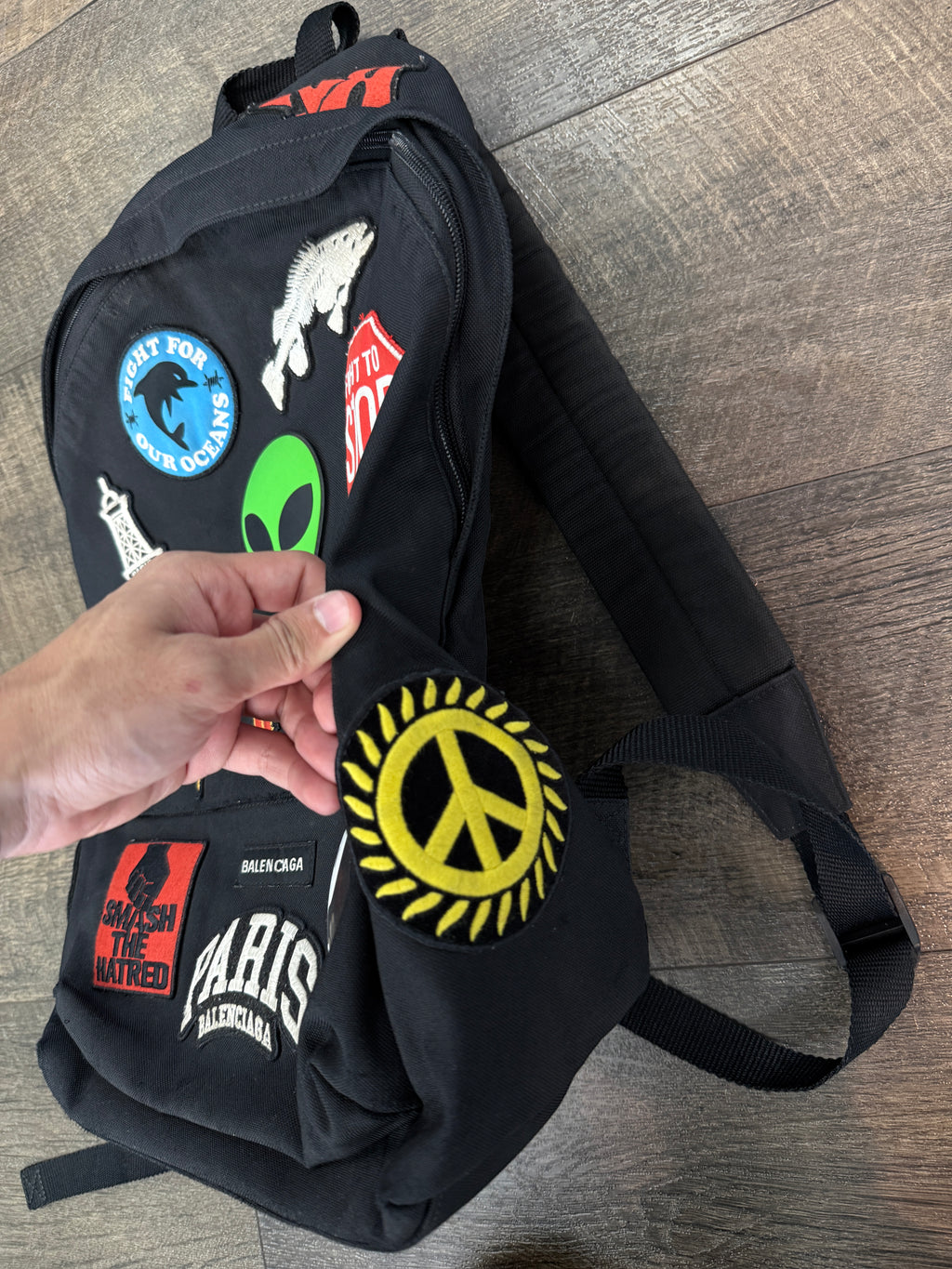 EXPLORER BACKPACK WITH ANIMATION PATCHES