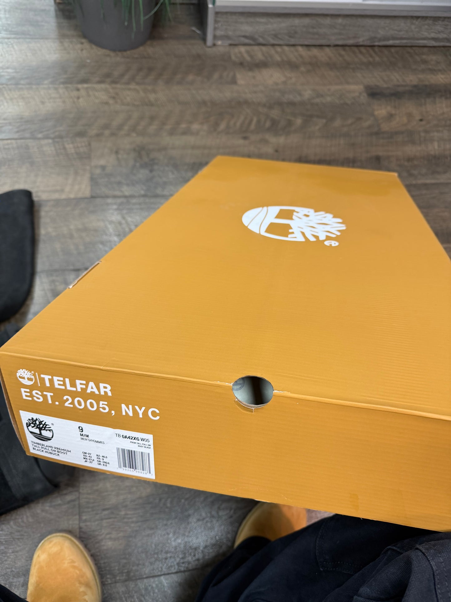 TELFAR X TIMBERLAND BLACK PULL UP BOOT (9)