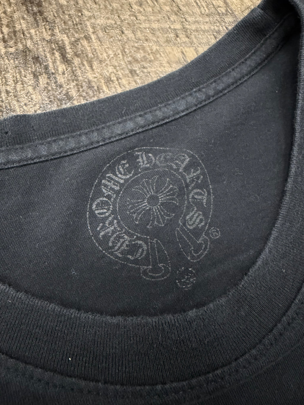 CHROME HEARTS SCROLL LOGO LONG SLEEVE TEE (XXL)