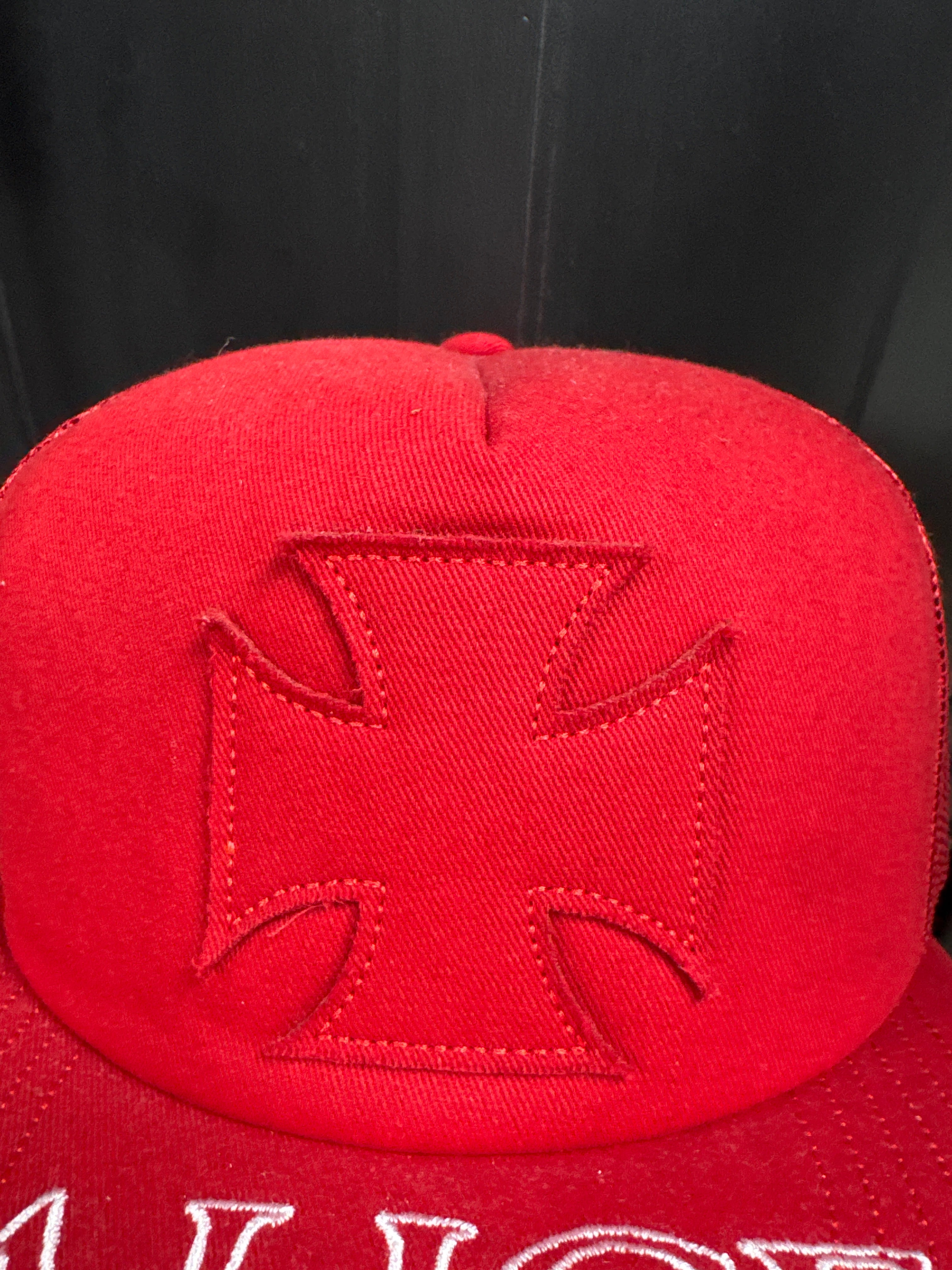 ALICE HOLLYWOOD RED TRUCKER – Performa