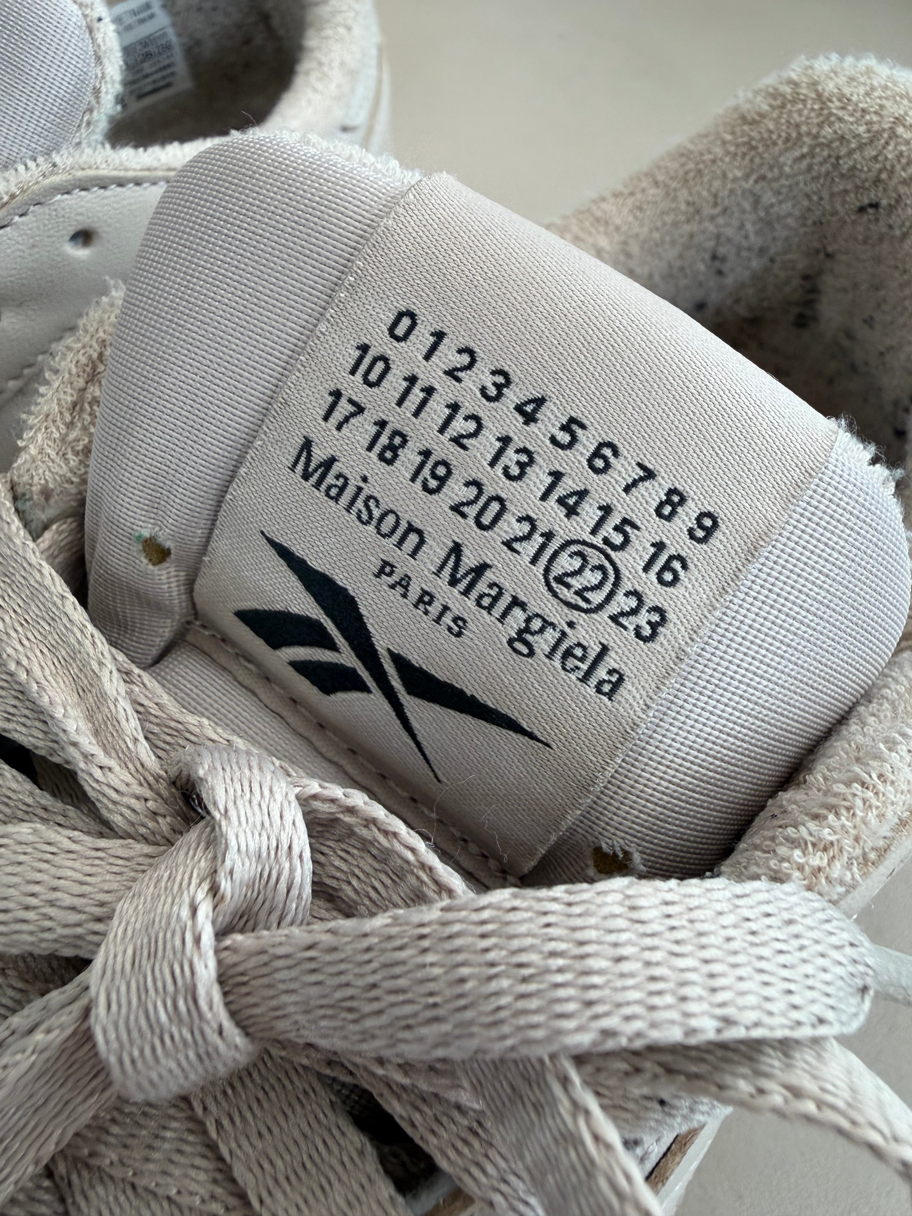 MAISON MARGIELA x REEBOK TABI PROJECT SNEAKER (8)