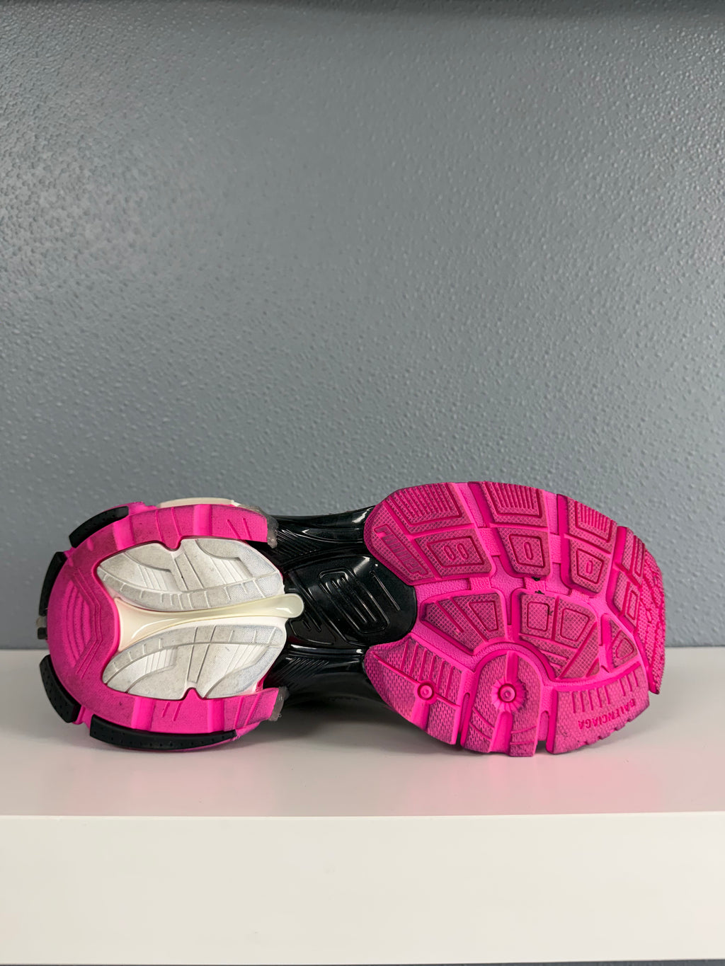 BALENCIAGA RUNNER GRADIENT RUNNER SNEAKER (37)