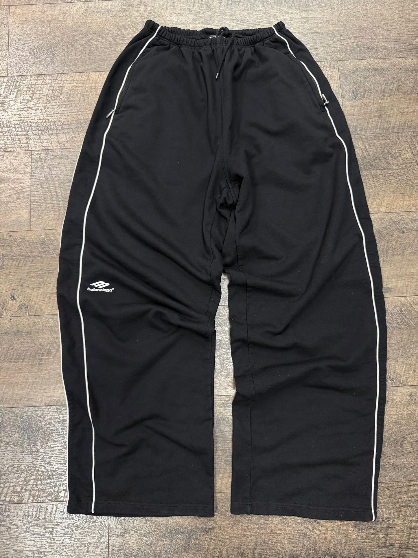 BALENCIAGA 3B SWEATPANTS (S)