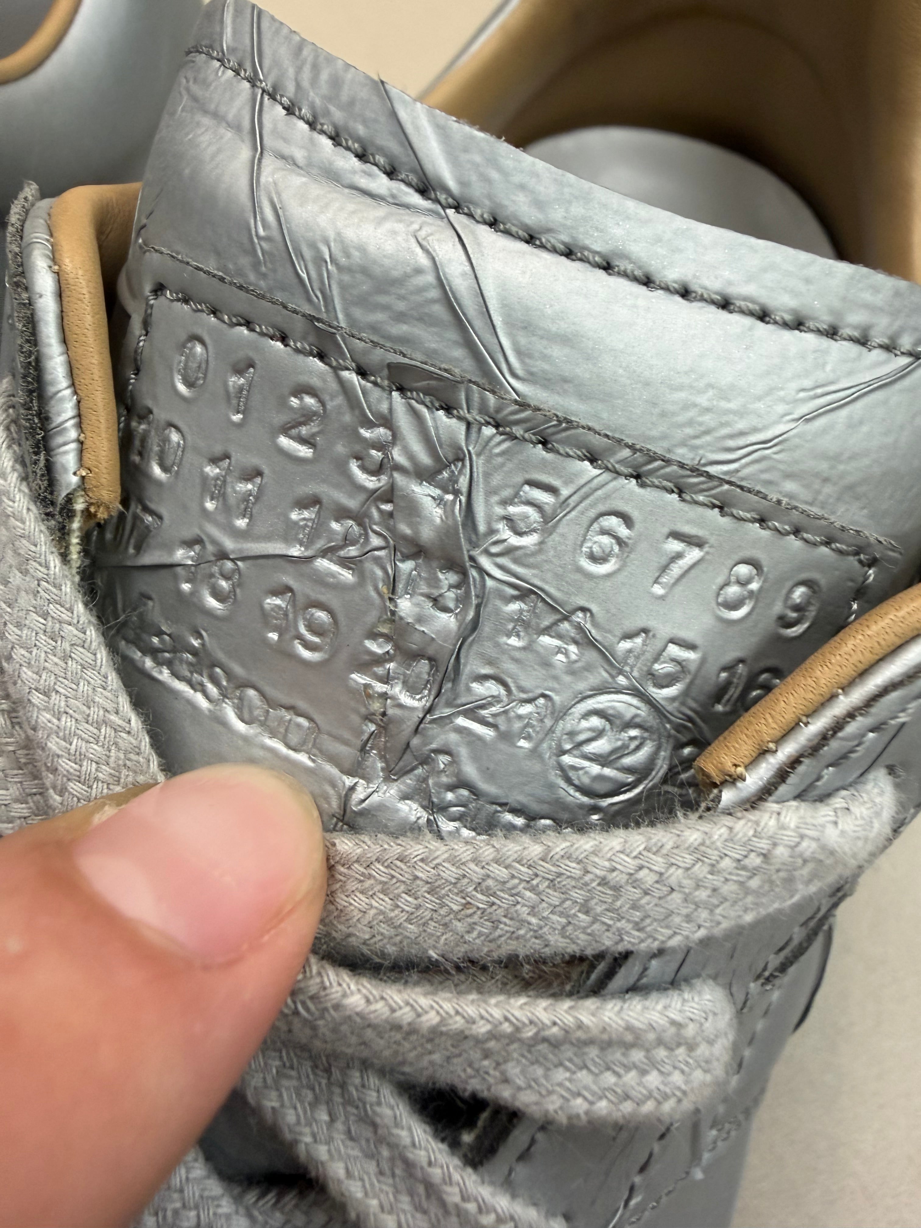 MAISON MARGIELA SNEAKER TAPE (41)