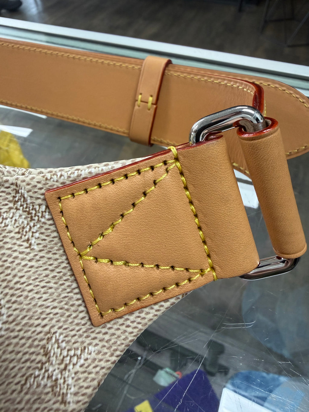 LOUIS VUITTON RUSH BUMBAG HERITAGE