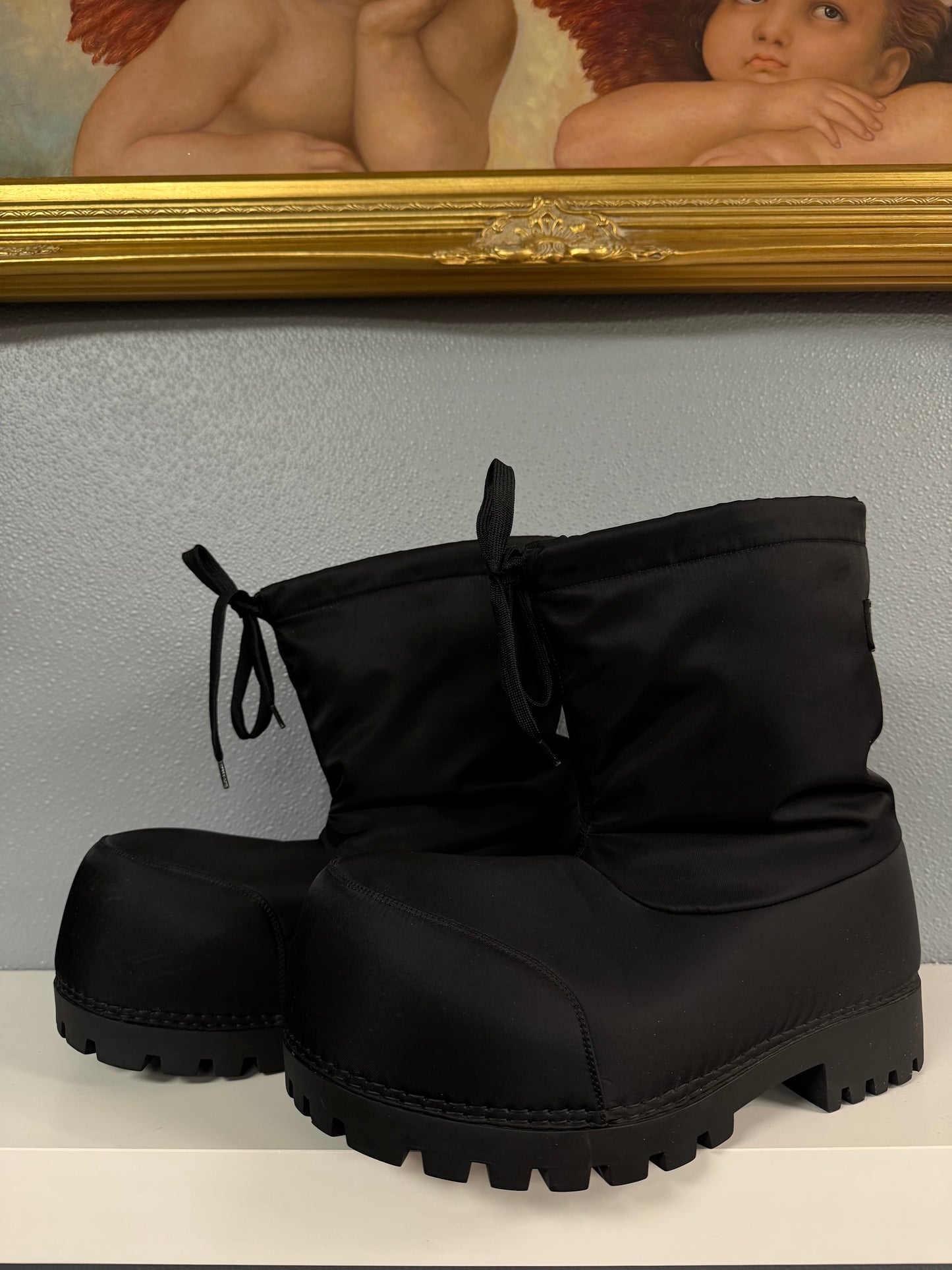 BALENCIAGA ALASKA SKI BOOT (41/42)