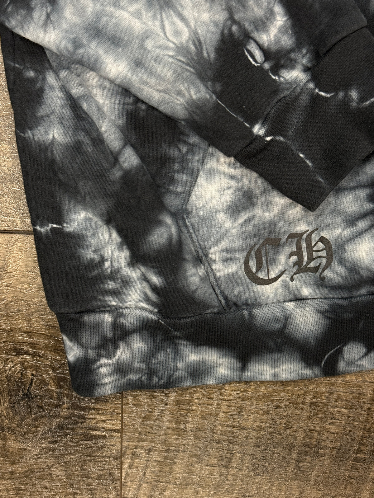 CHROME HEARTS TIE DYE SCROLL HORSESHOE HOODIE (L)