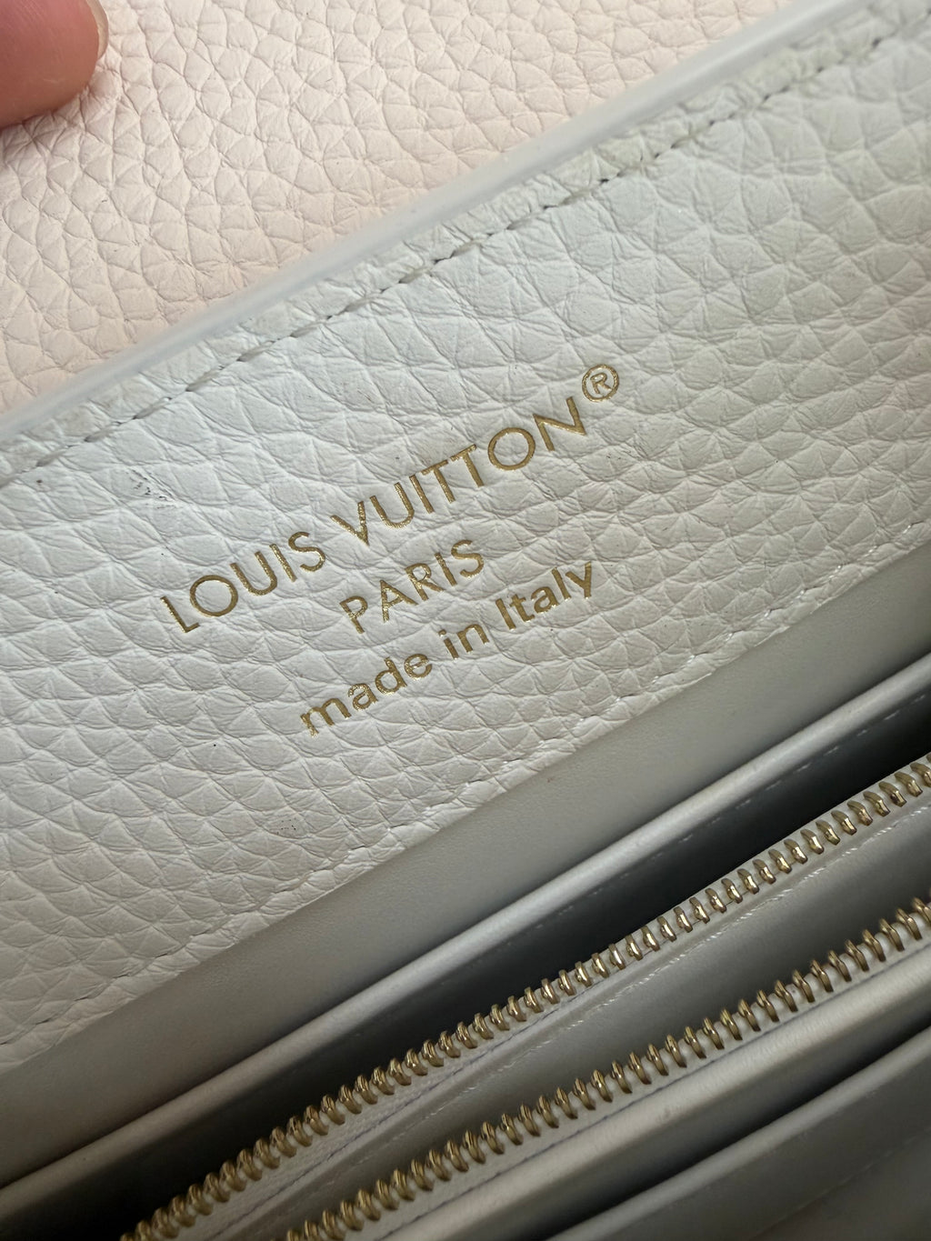 LOUIS VUITTON CAPUCINES BB HANDBAG