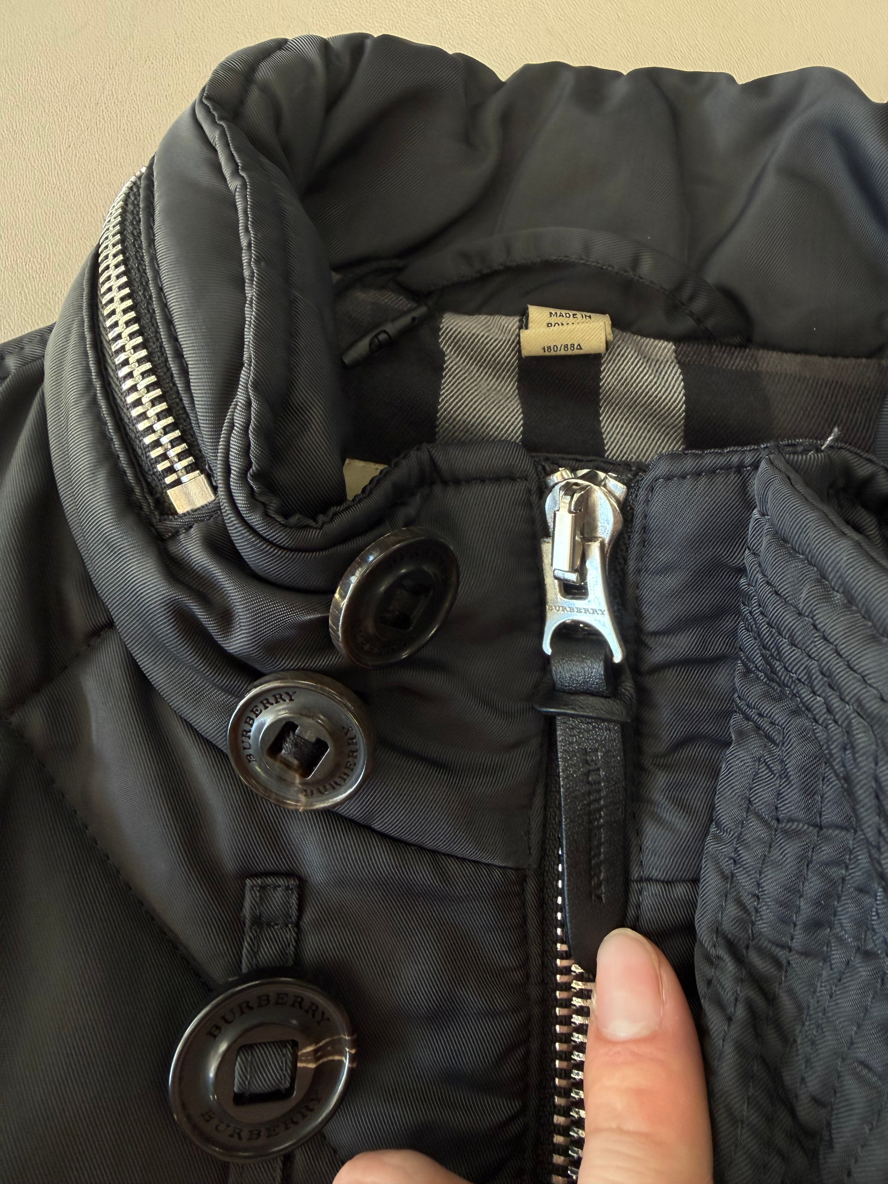 BURBERRY QUILTED JACKET (S)