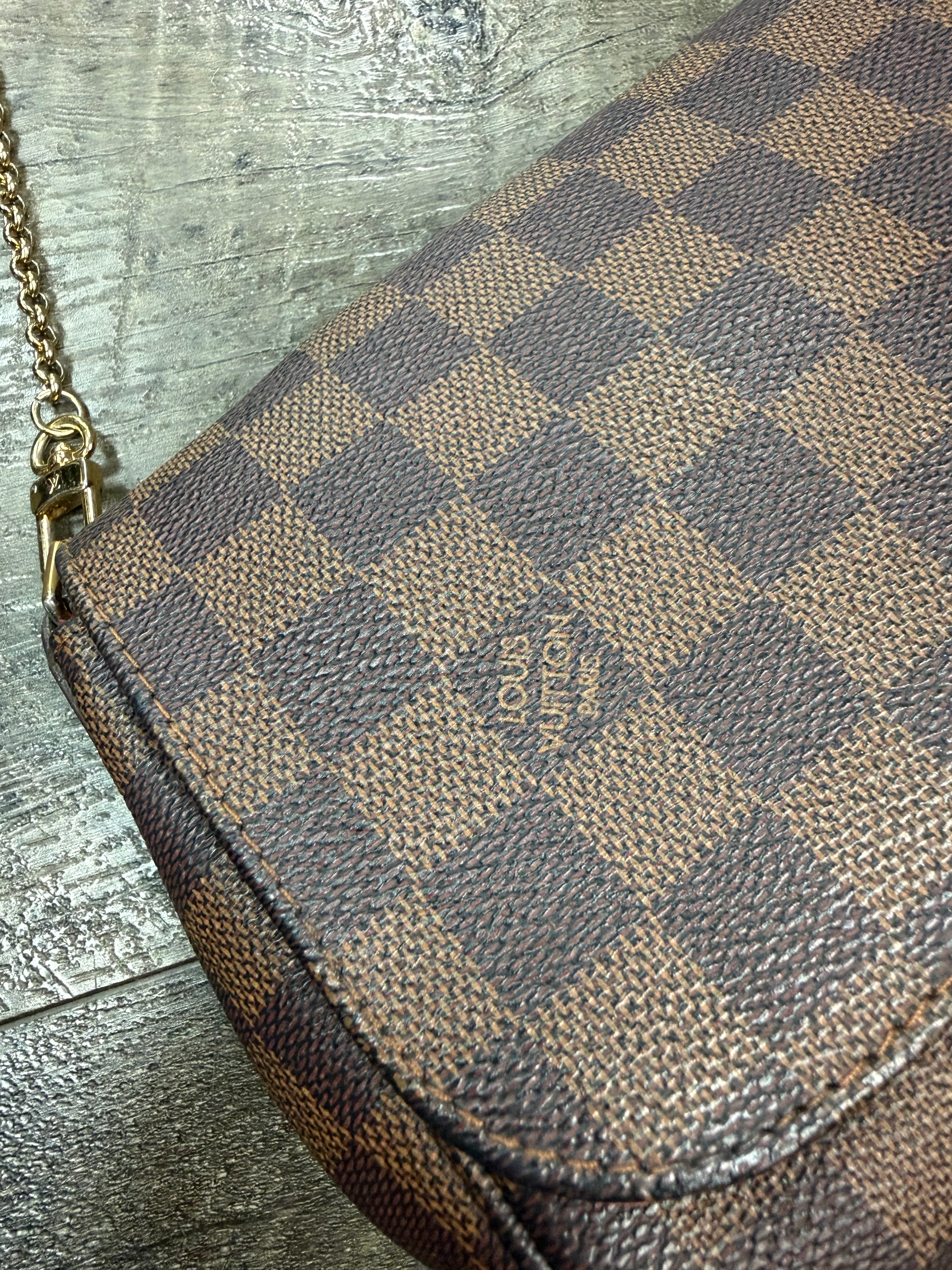 LOUIS VUITTON FAVORITE MM DAMIER EBENE CANVAS BAG
