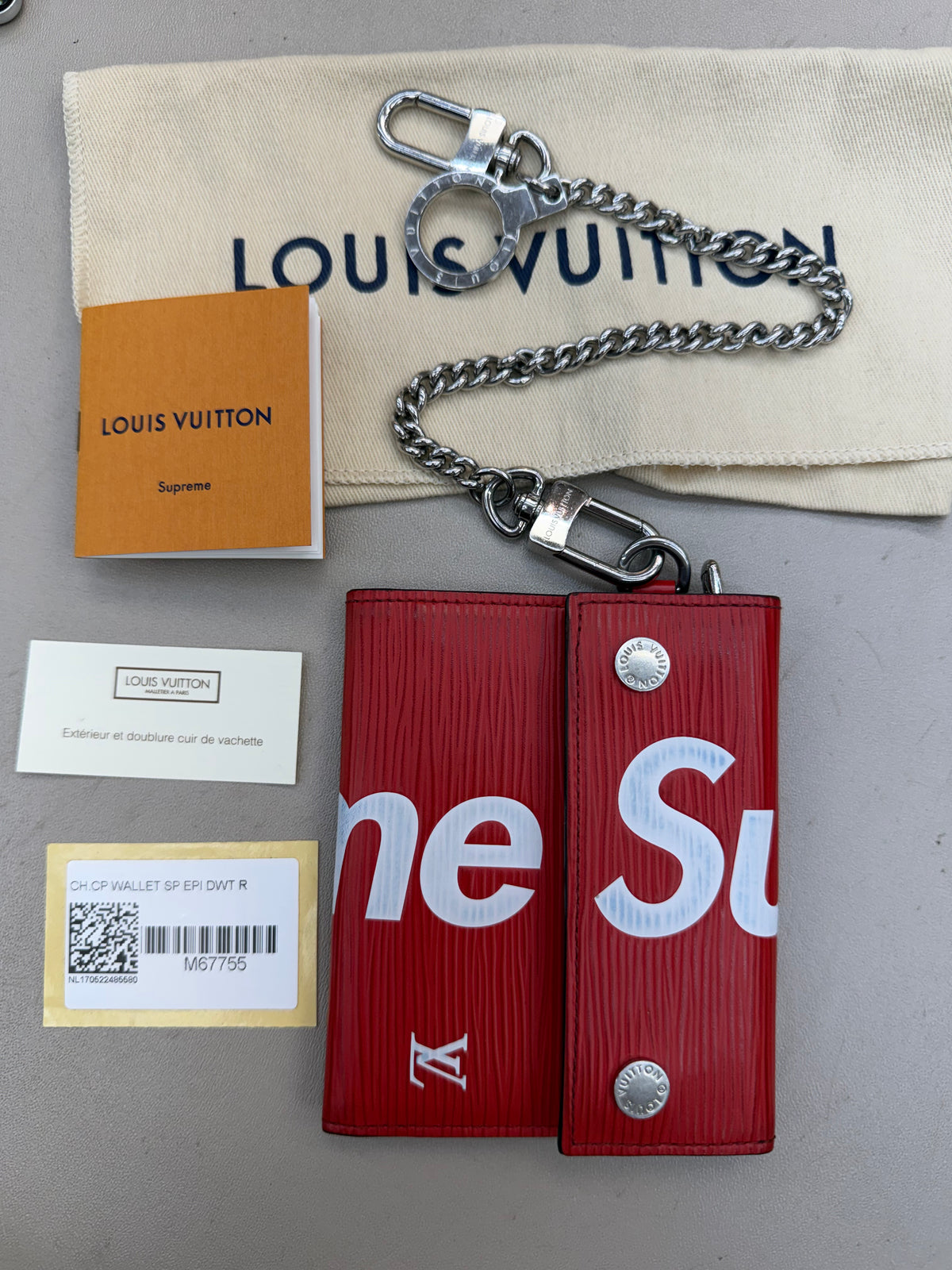 LOUIS VUITTON x SUPREME EPI LEATHER CHAIN WALLET