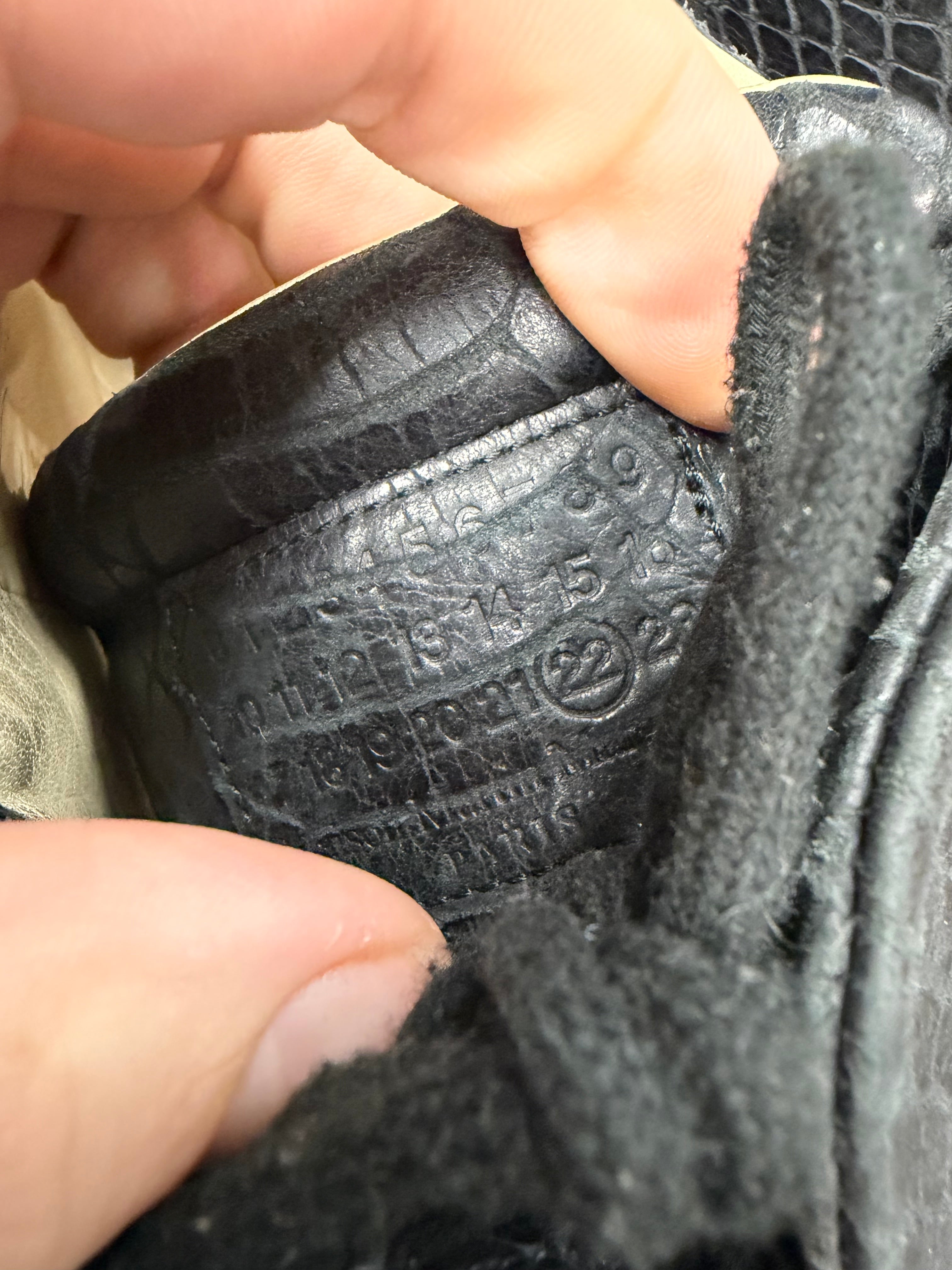 MAISON MARGIELA FUTURE LOW SNAKESKIN (42)