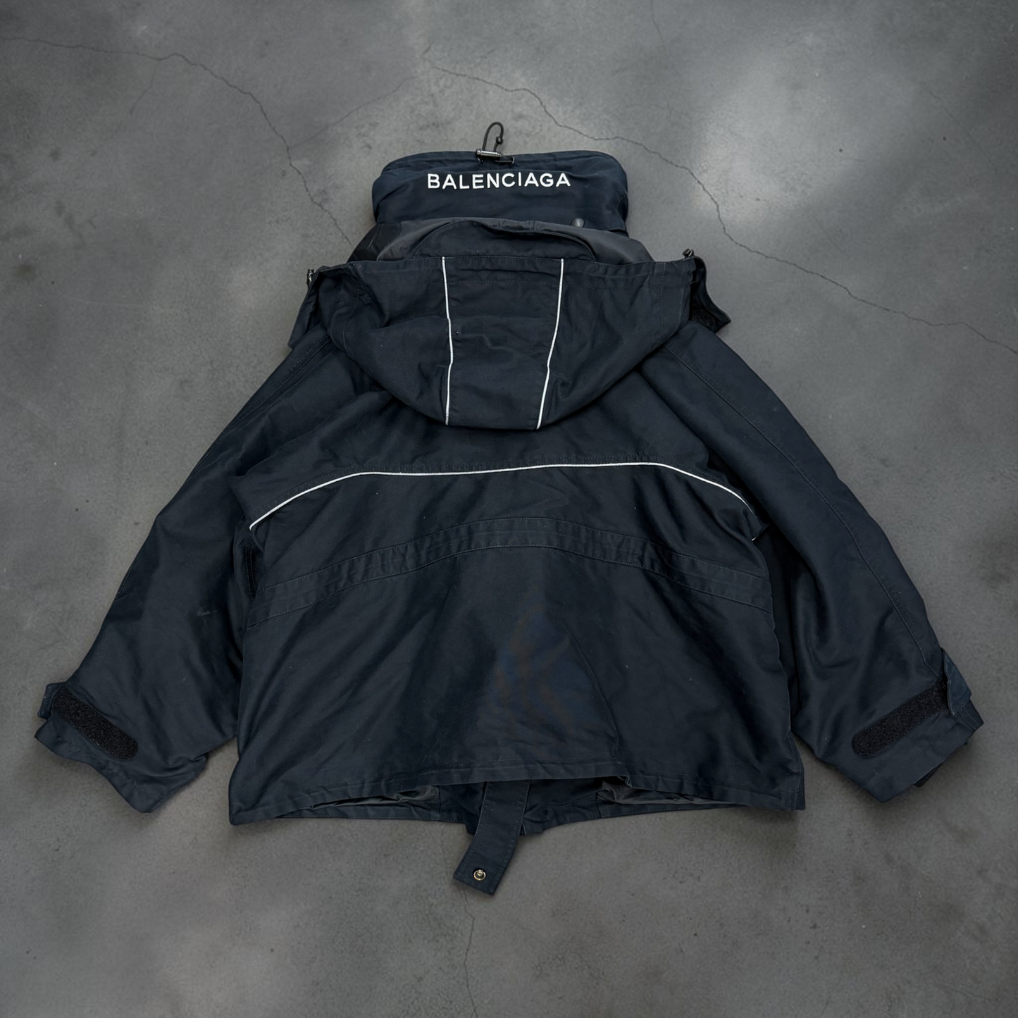 BALENCIAGA SWING PARKA (S)
