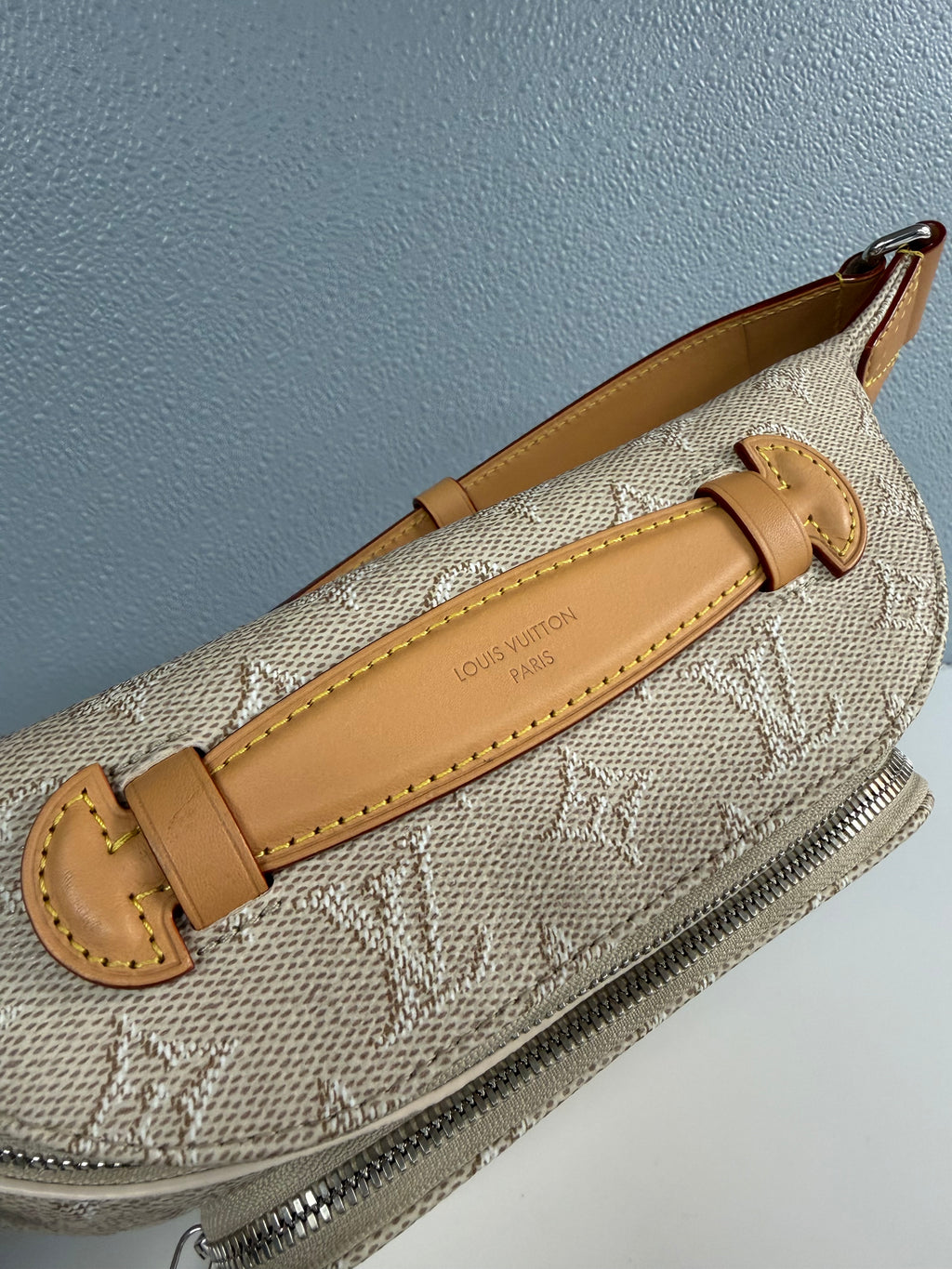 LOUIS VUITTON RUSH BUMBAG HERITAGE
