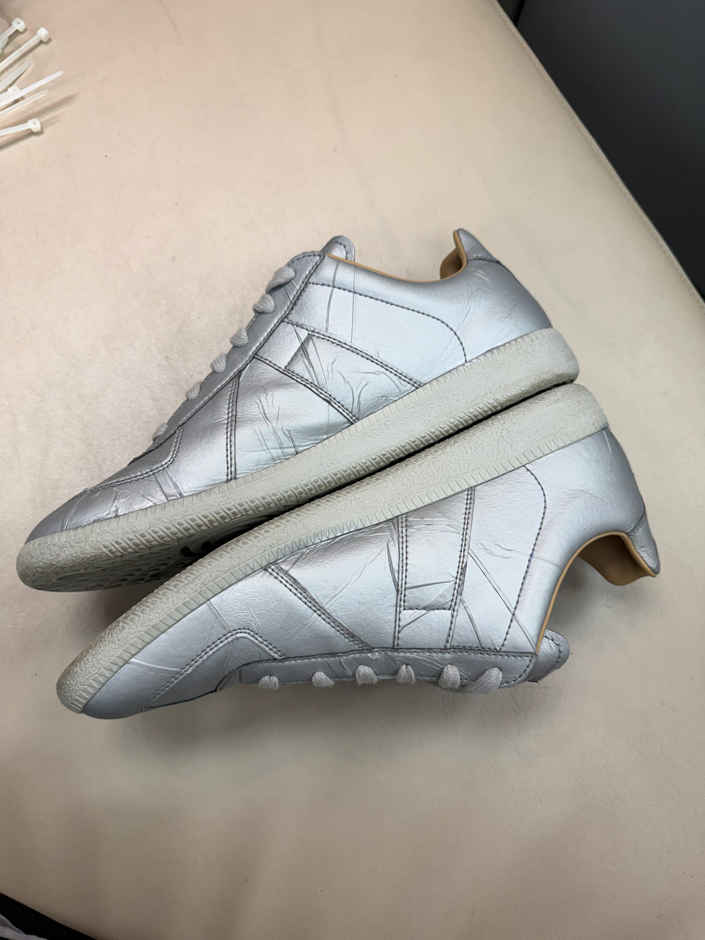 MAISON MARGIELA SNEAKER TAPE (41)