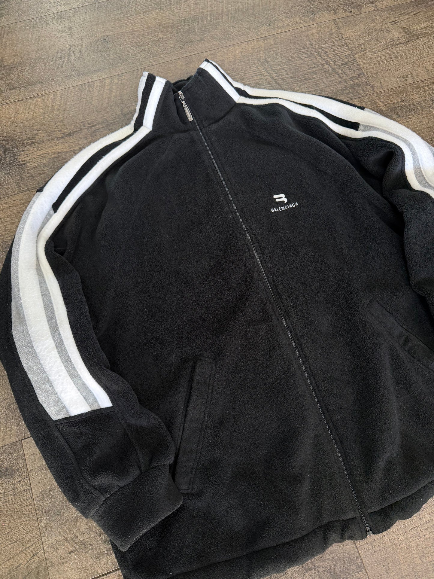 BALENCIAGA SPORTY B FLEECE JACKET (XS)