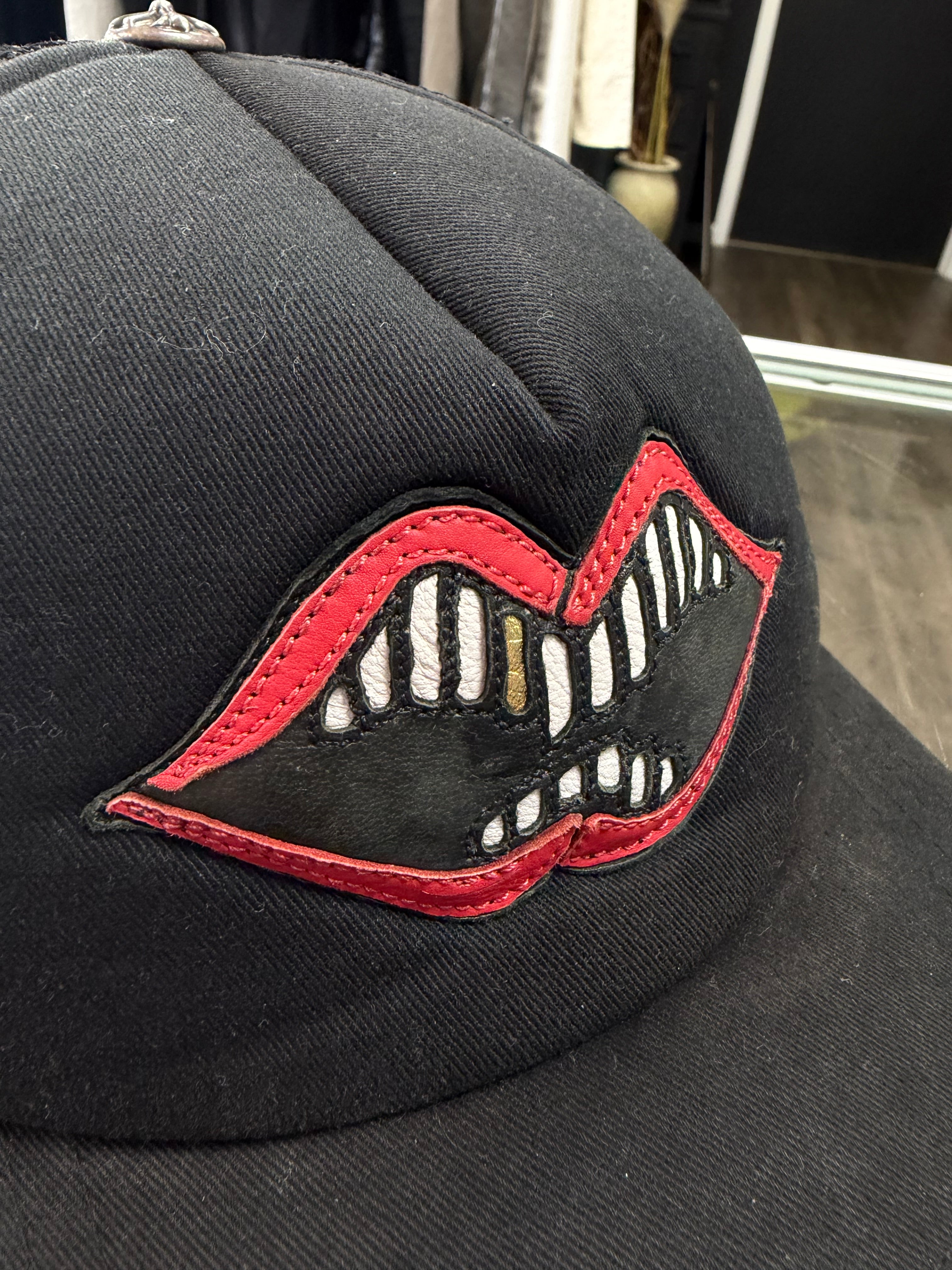 CHROME HEARTS MATTY BOY CHOMPER TRUCKER HAT LEATHER PATCH