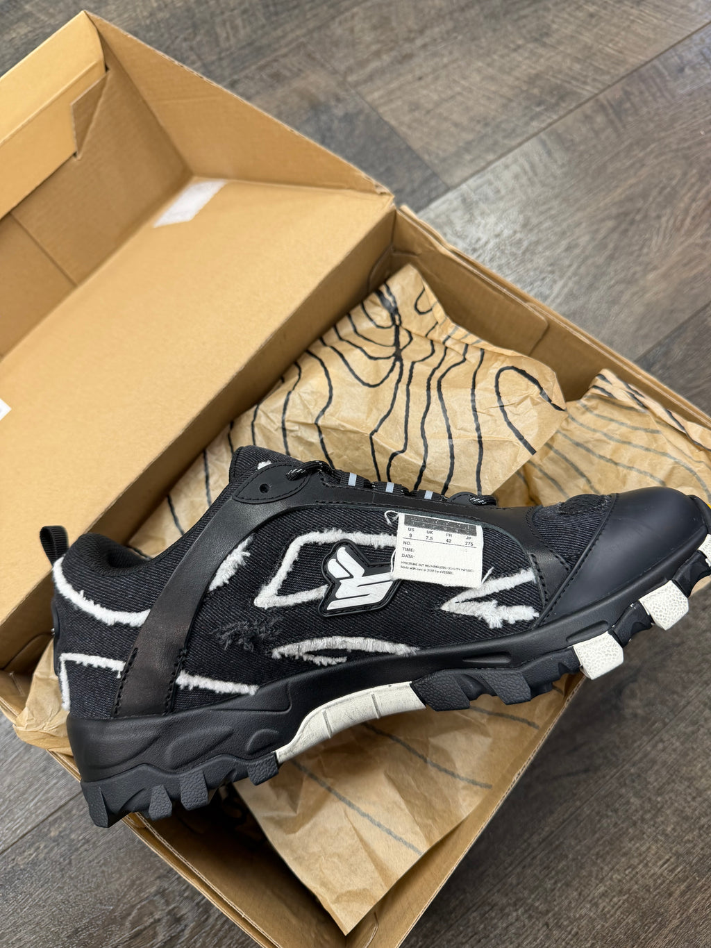 SICKO HIKING SHOE BLACK/WHITE (9)