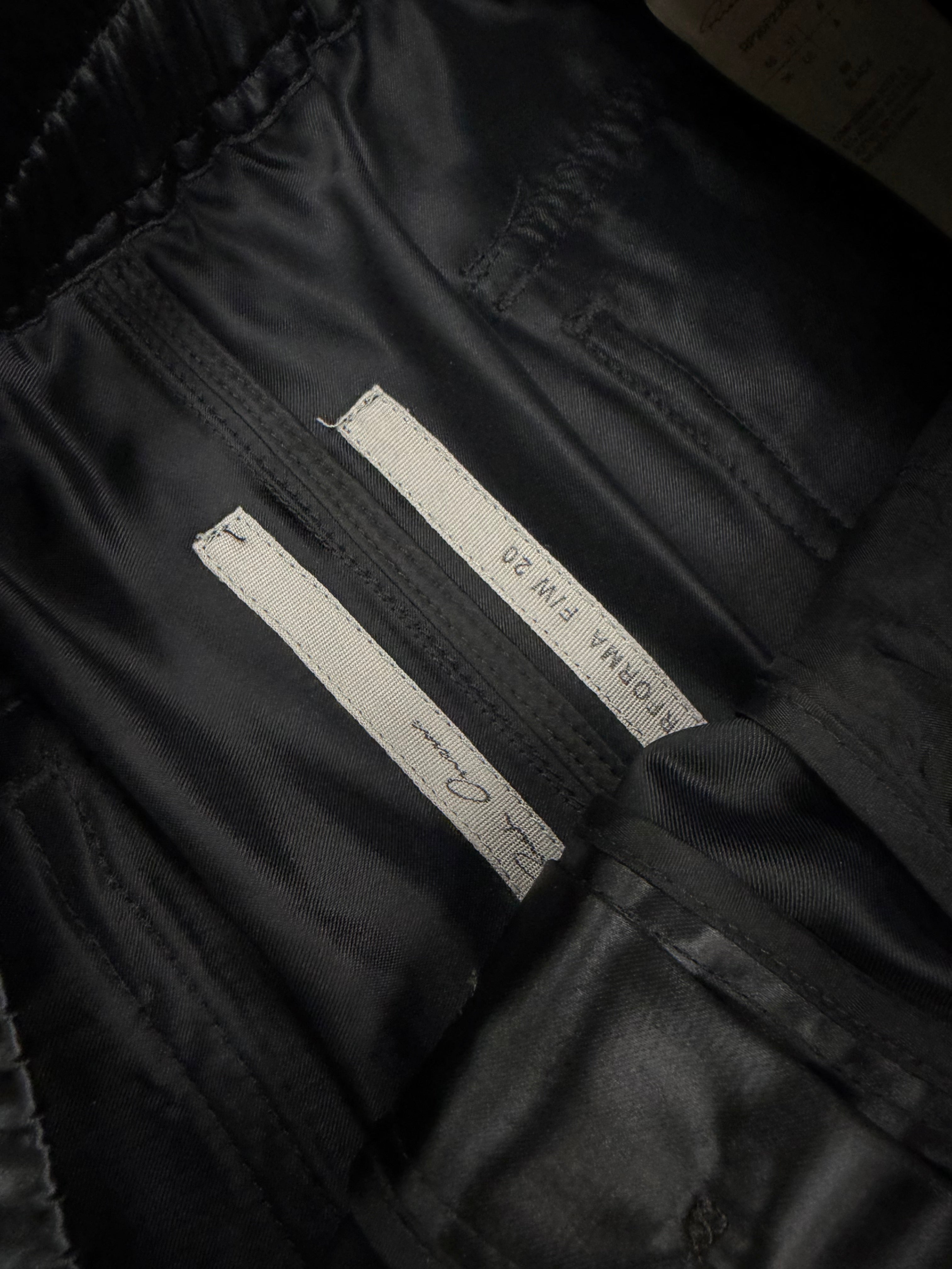 RICK OWENS BAUHAUS CARGO FW20 PERFORMA JOGGER (S)