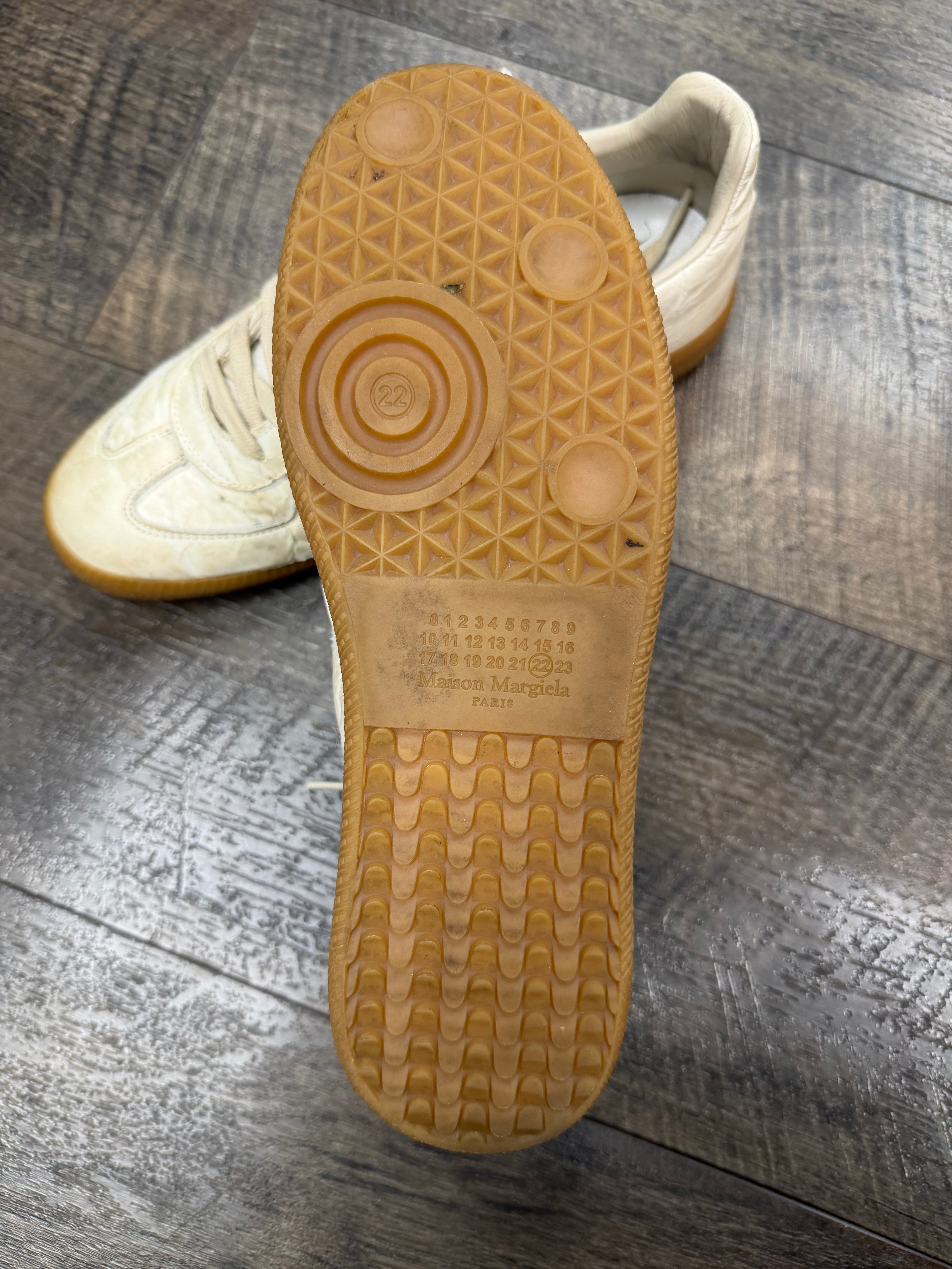 MAISON MARGIELA GAT SNEAKER ‘LEAVE A MESSAGE’ (40)