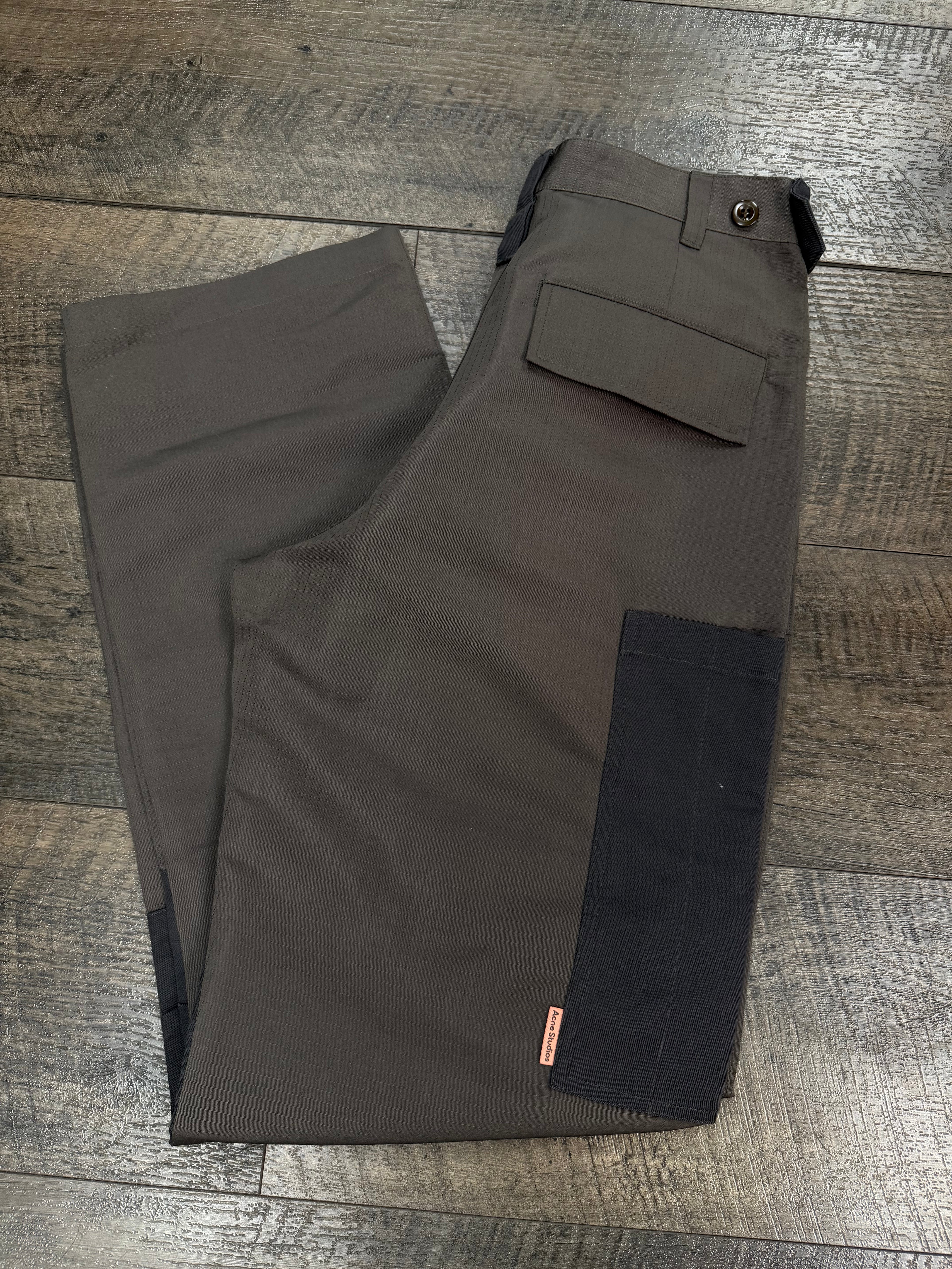 ACNE STUDIOS RIPSTOP CARGO PANT (30)