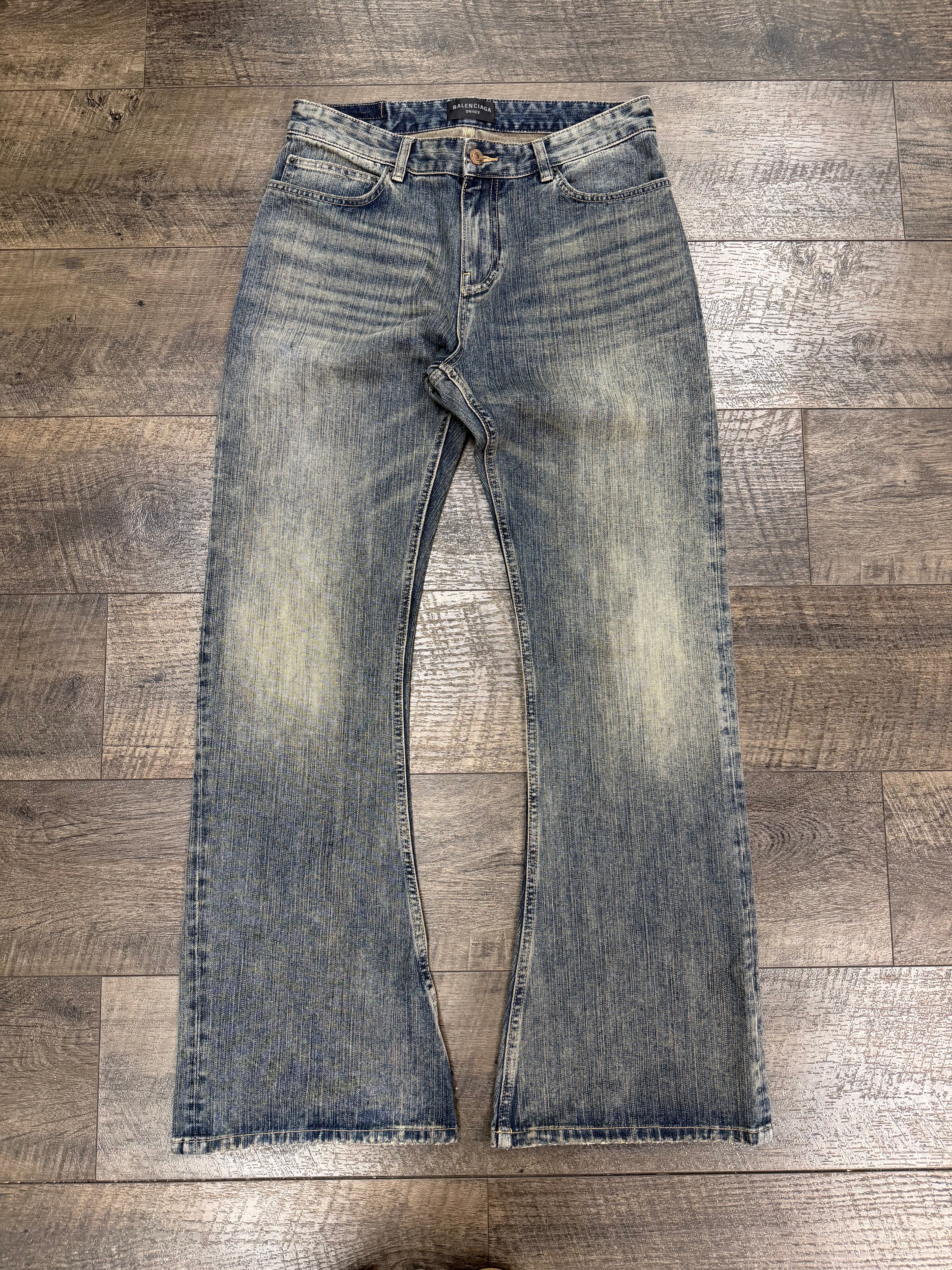 BALENCIAGA FLARED ITALIAN JEANS (32)