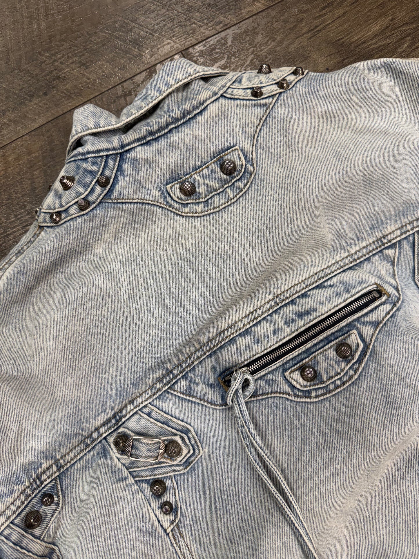 BALENCIAGA CAGOLE OVERSIZED DENIM JACKET (XXL)