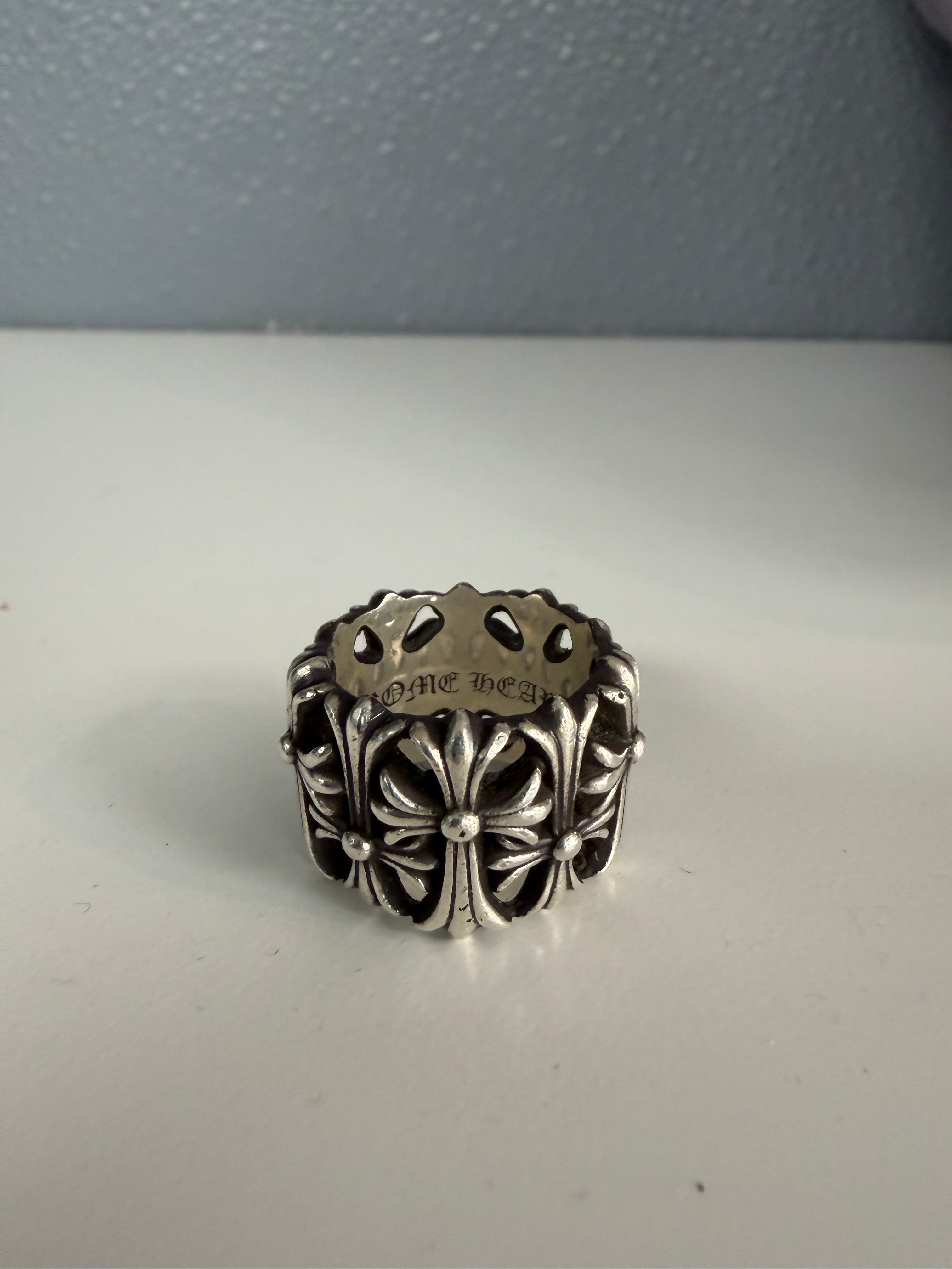 CHROME HEARTS CEMETERY RING (6.5)