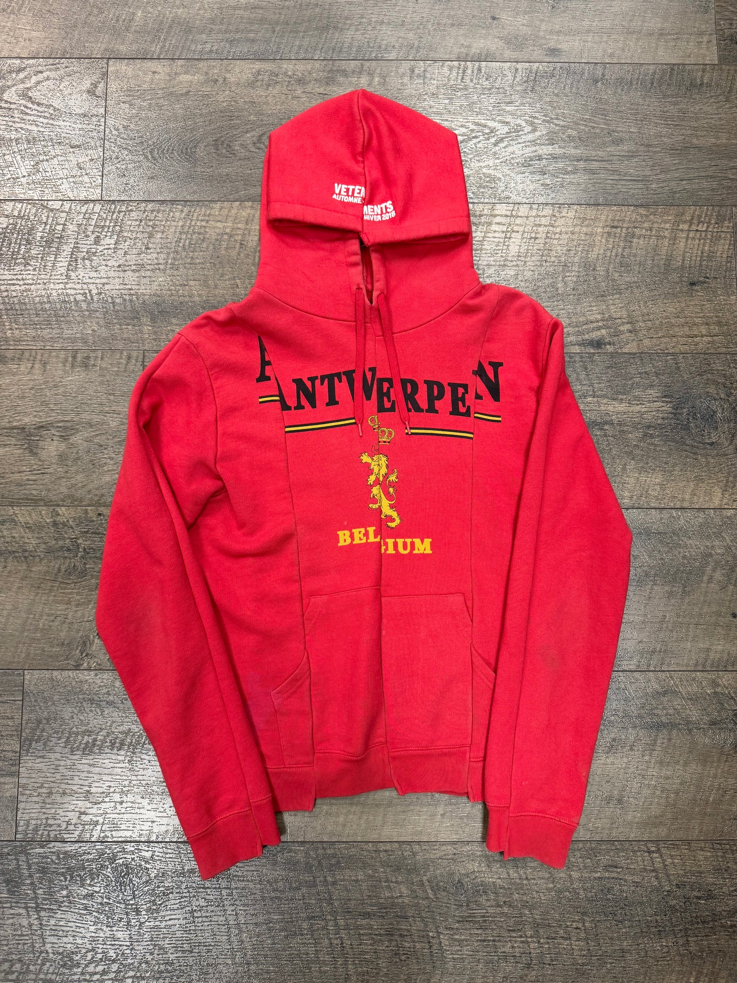 VETEMENTS ANTWERPEN SPLIT HOODIE (XS)