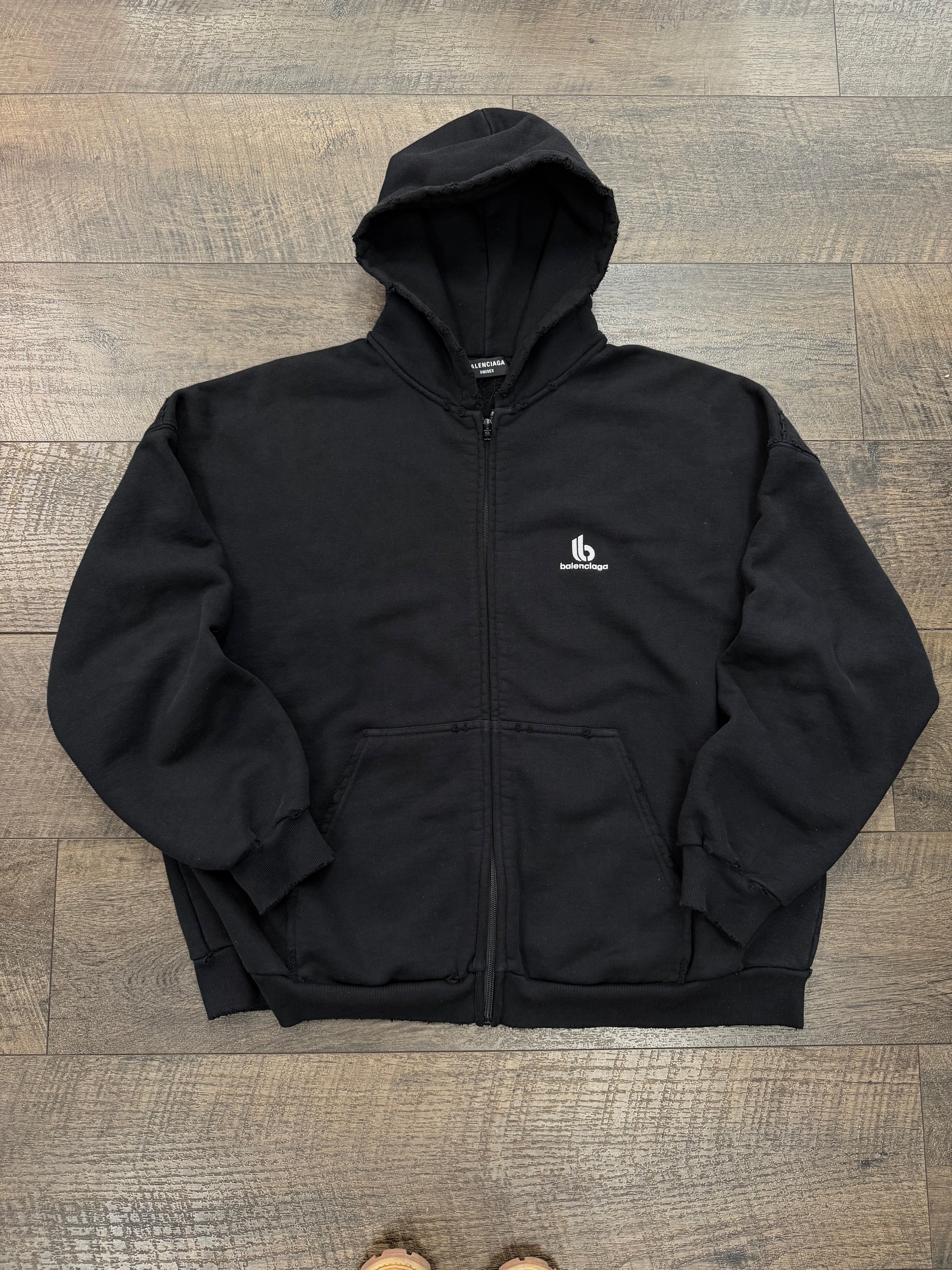BALENCIAGA DISTRSSED LOGO HOODIE (2)