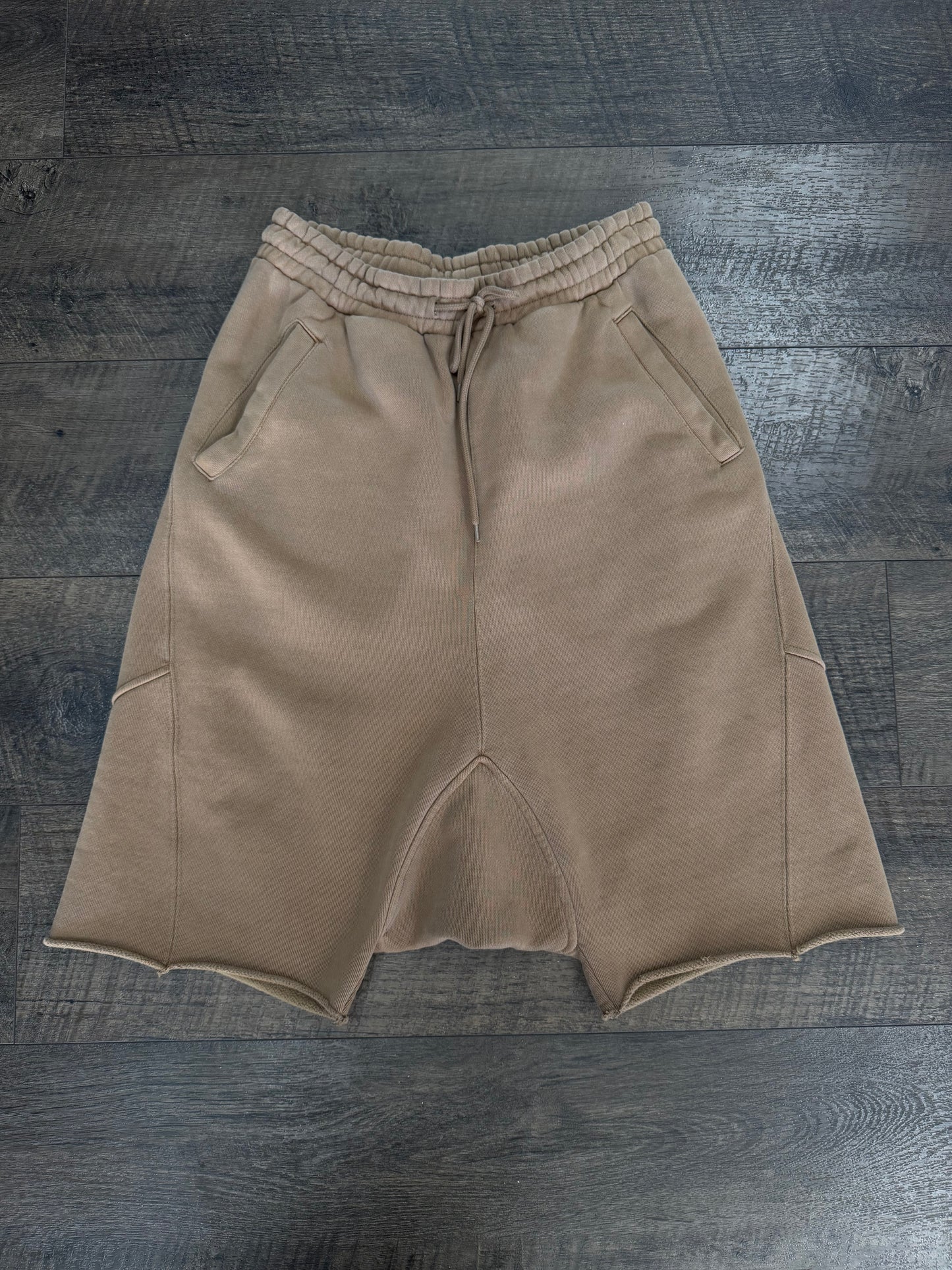 ENTIRE STUDIOS HEAVY DROP SHORTS (S)