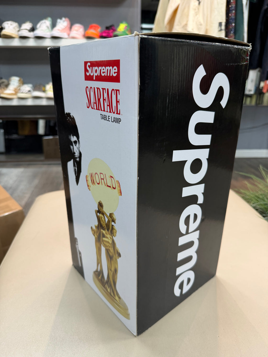 SUPREME X SCARFACE LAMP
