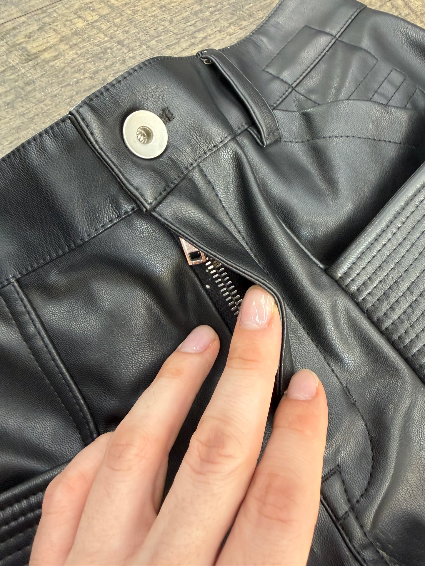 RICK OWENS EASY CREATCH CUT LEATHER (27-30)