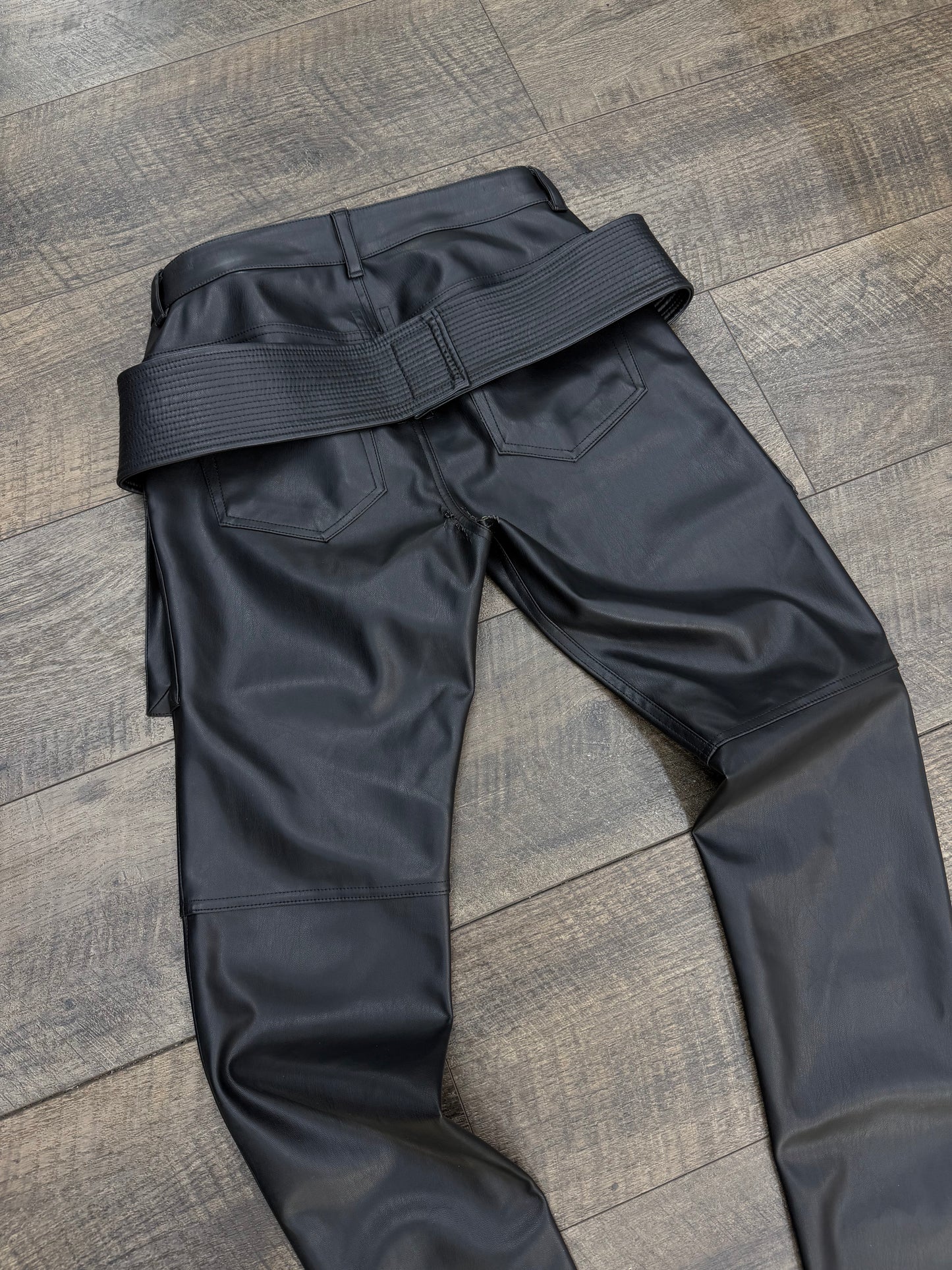 RICK OWENS EASY CREATCH CUT LEATHER (27-30)