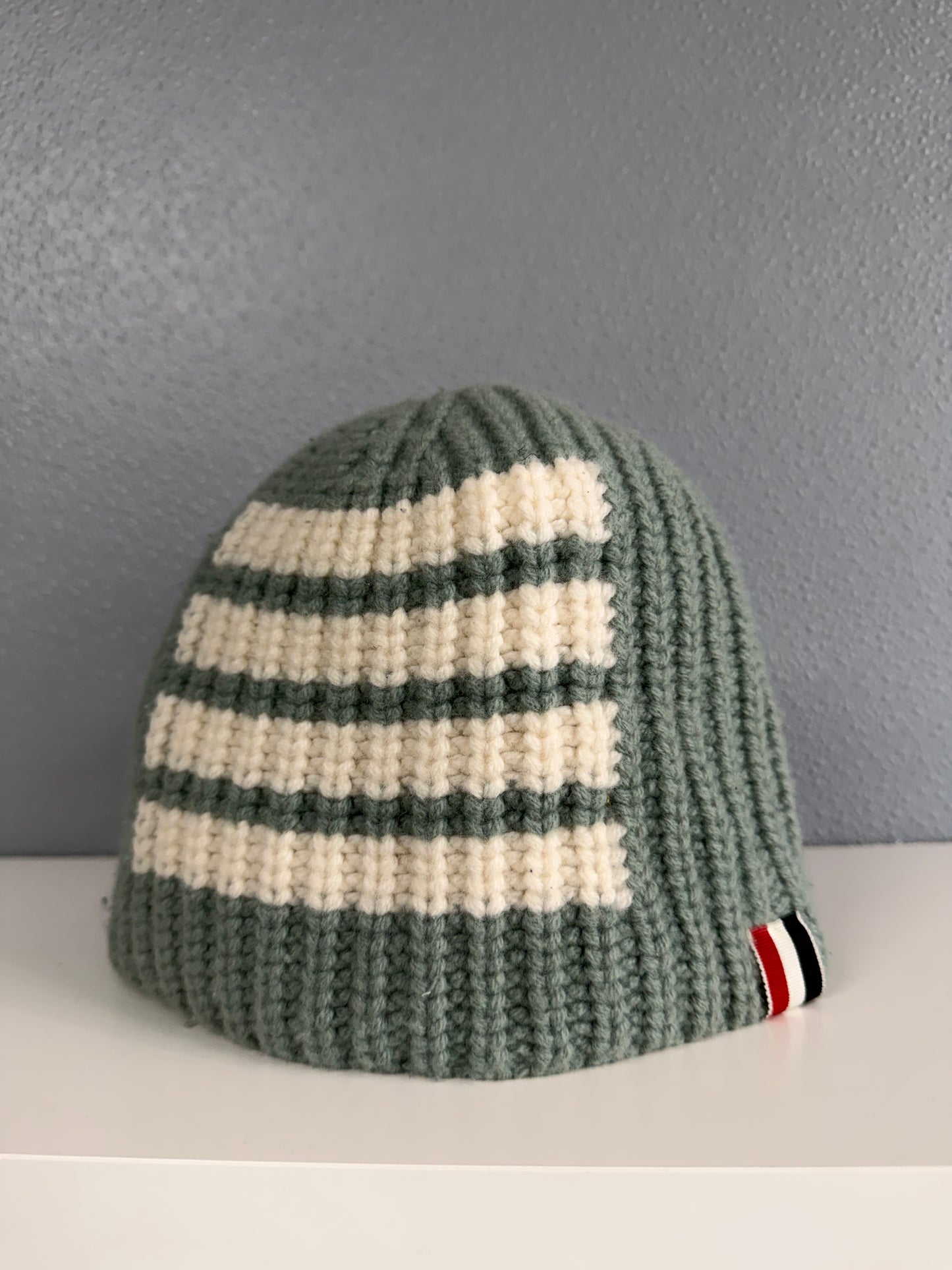 THOM BROWNE VIRGIN WOOL BEANIE