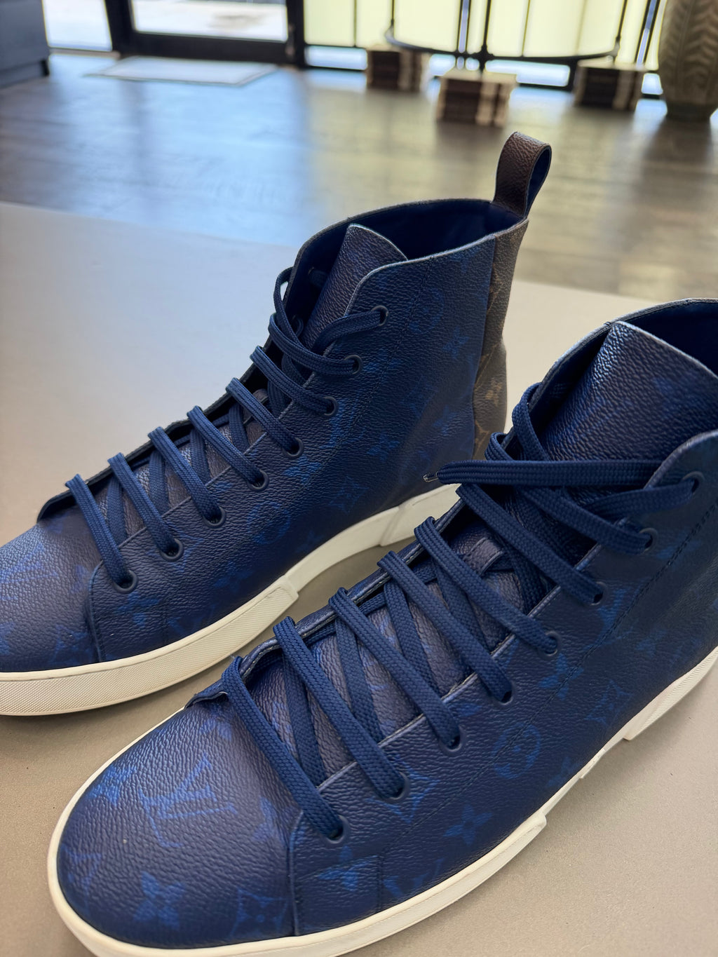 LOUIS VUITTON MATCH UP SNEAKERS TAIGAGRAMA BLUE LEATHER (10)