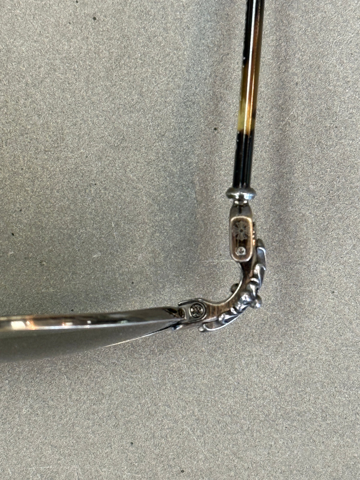 CHROME HEARTS “DIAMOND DOG” GLASSES