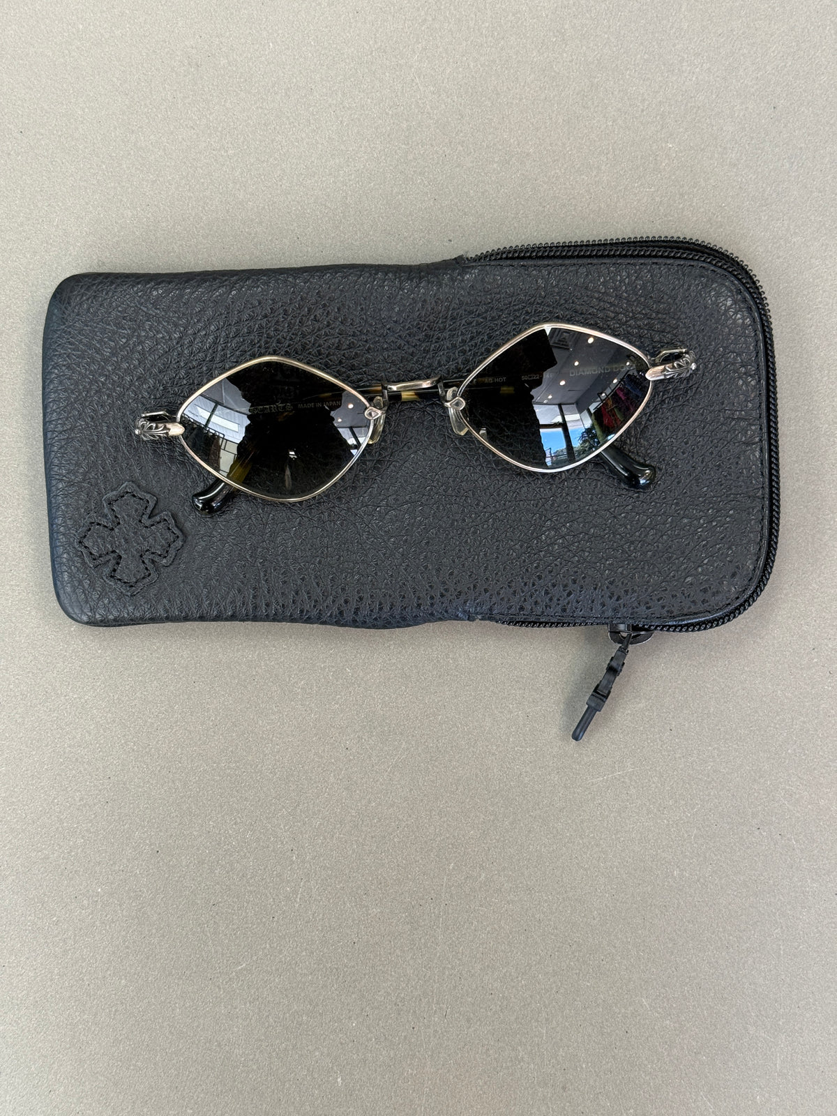 CHROME HEARTS “DIAMOND DOG” GLASSES